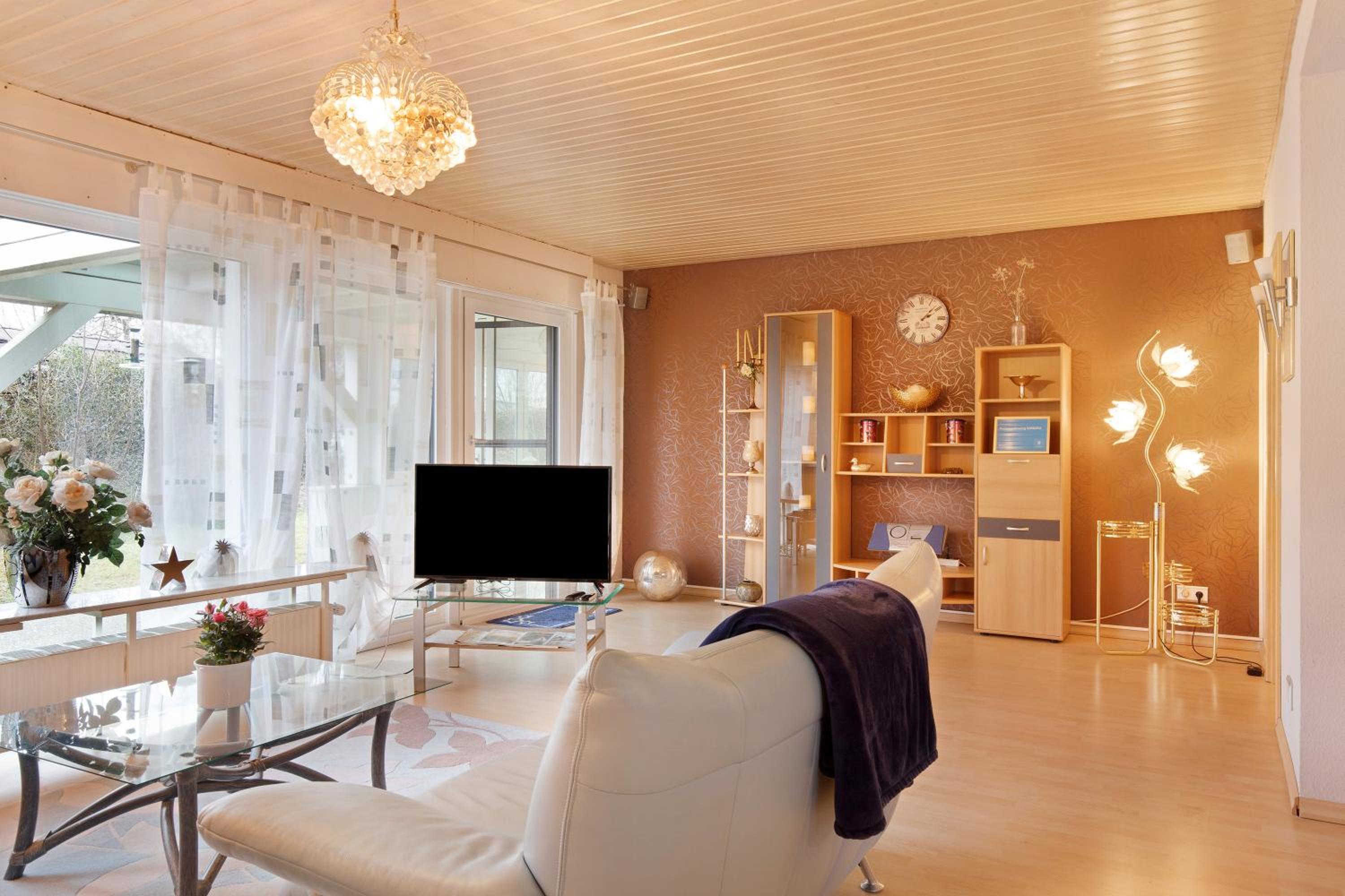 One-Bedroom Apartment with Garden View photo 1