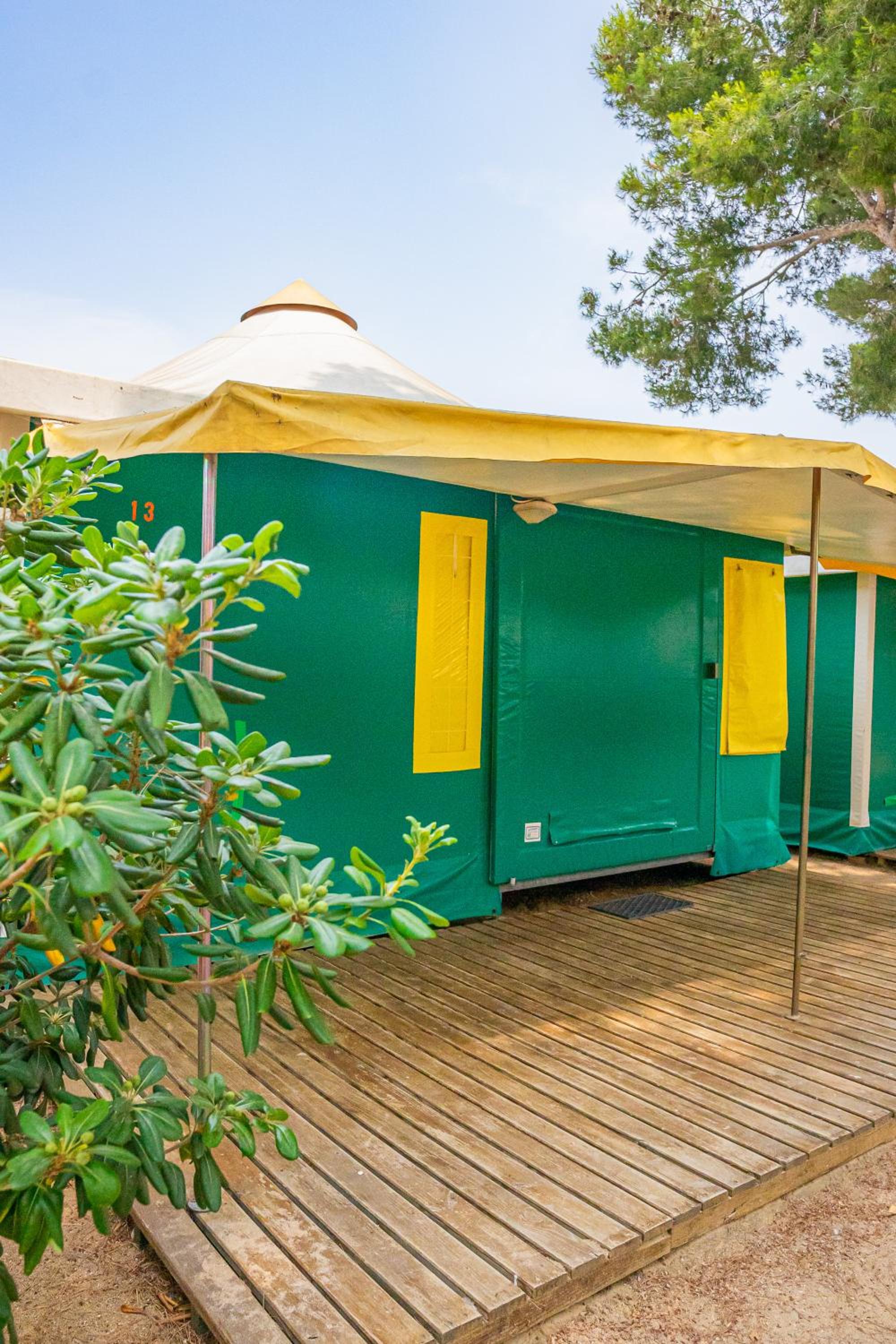 Tent Pagan photo 2