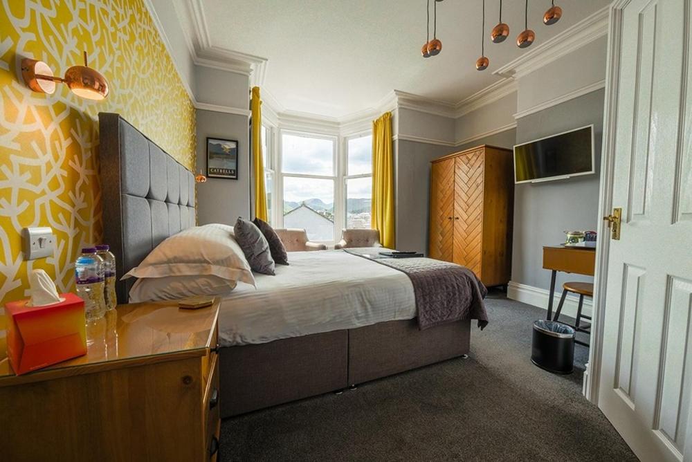 Double Room with Mountain View