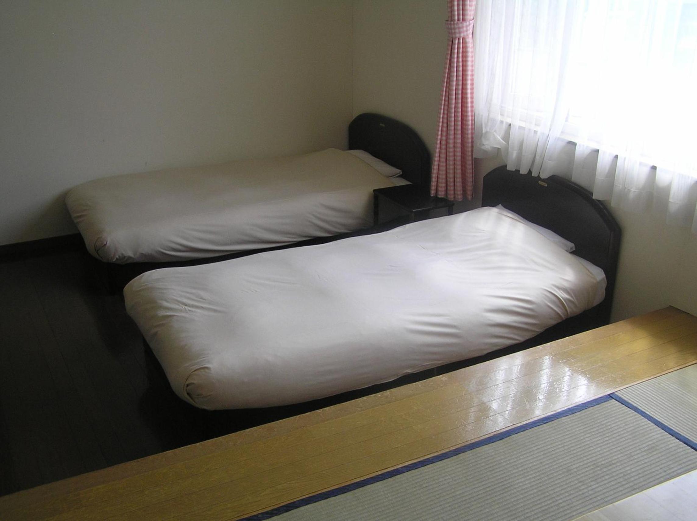 Standard Room with Tatami Area - Photo 4