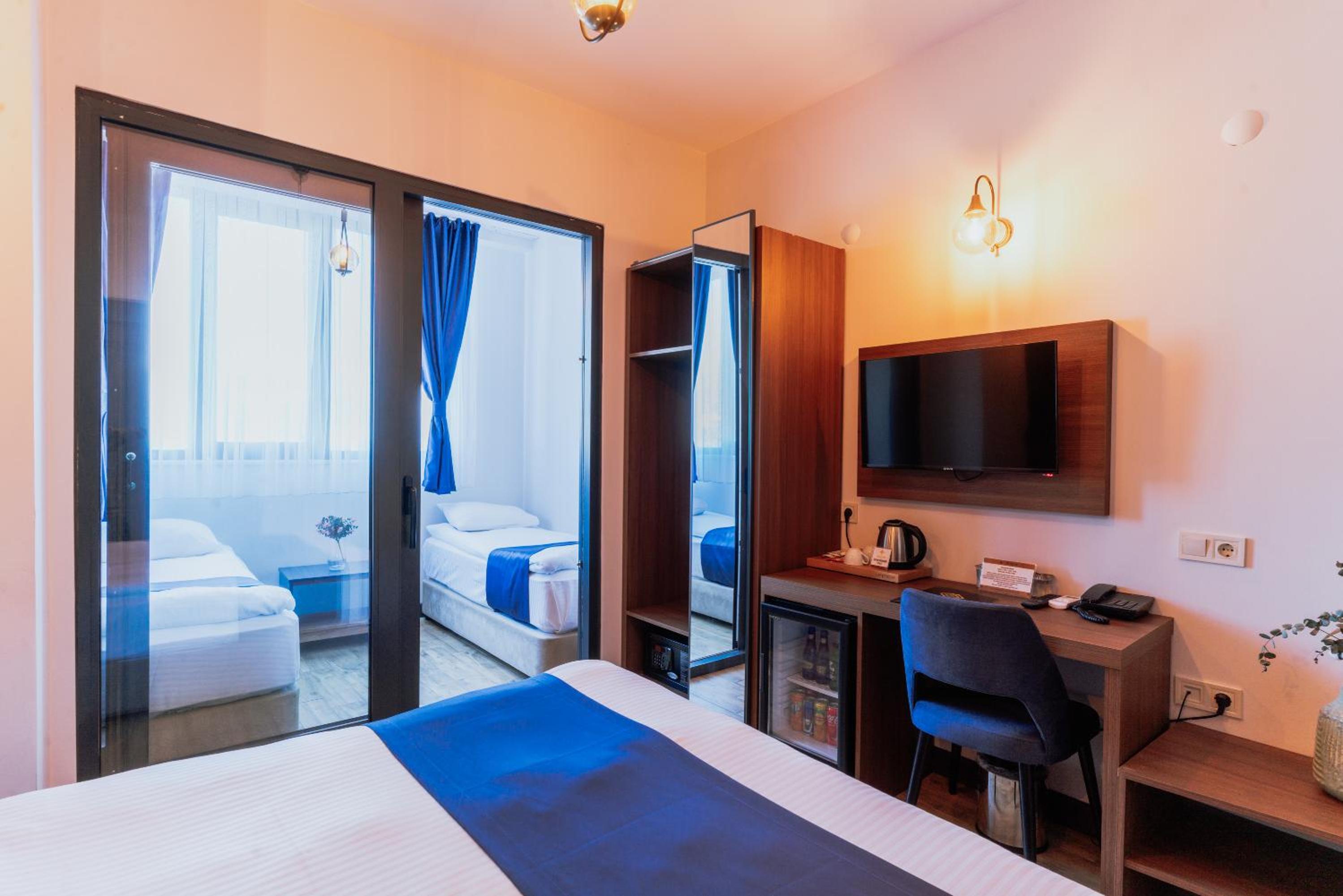 Junior Suite - Photo 1