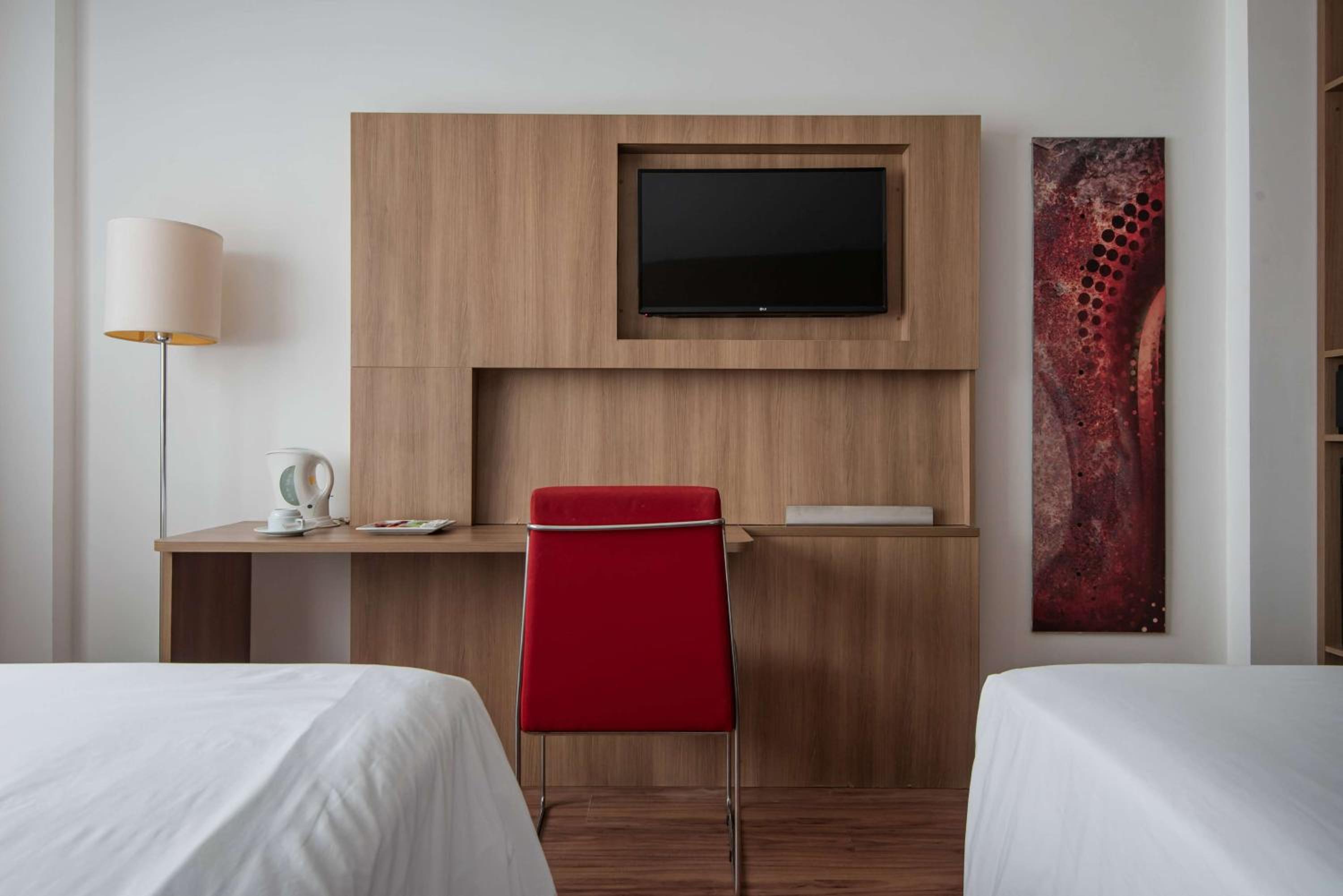 Twin Room - Non-Smoking