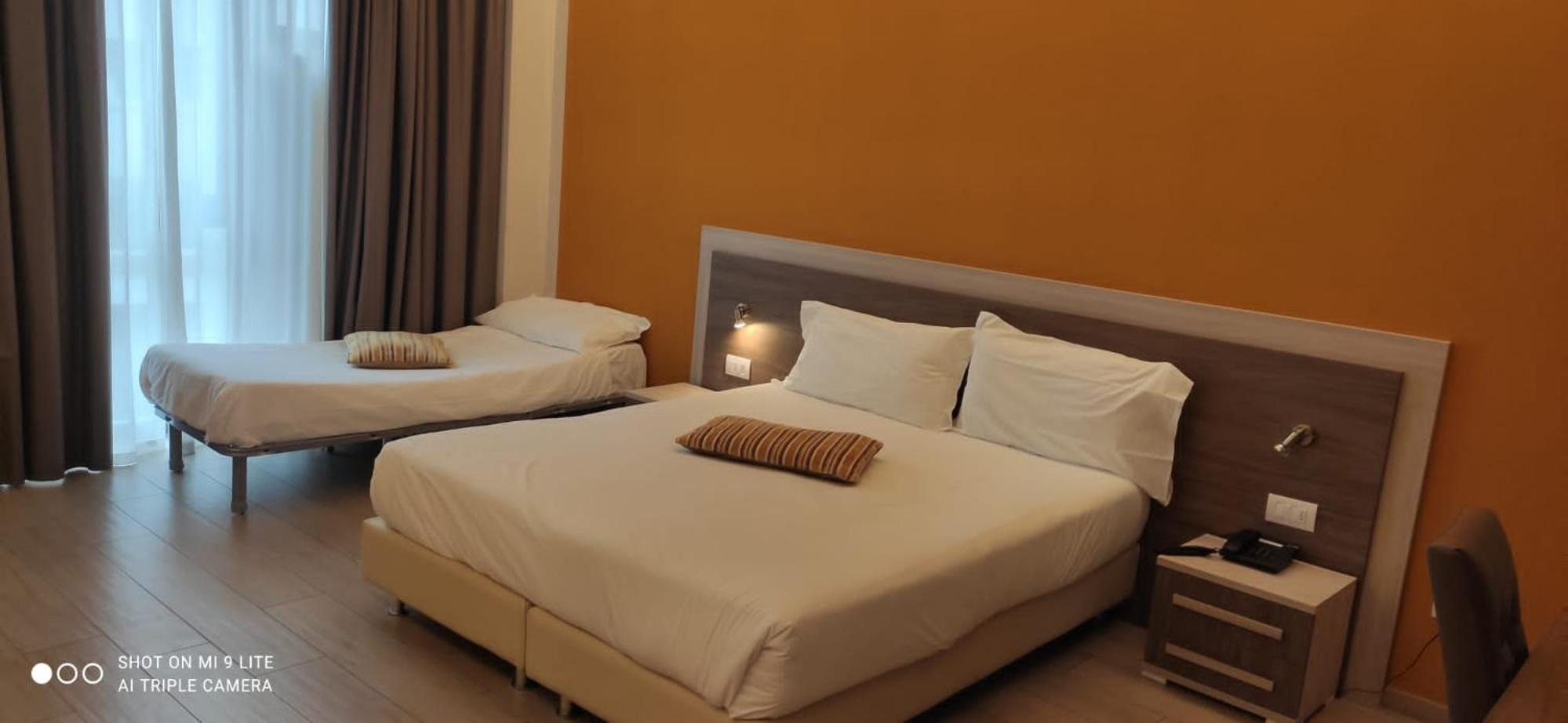 Executive Triple Room - Photo 1