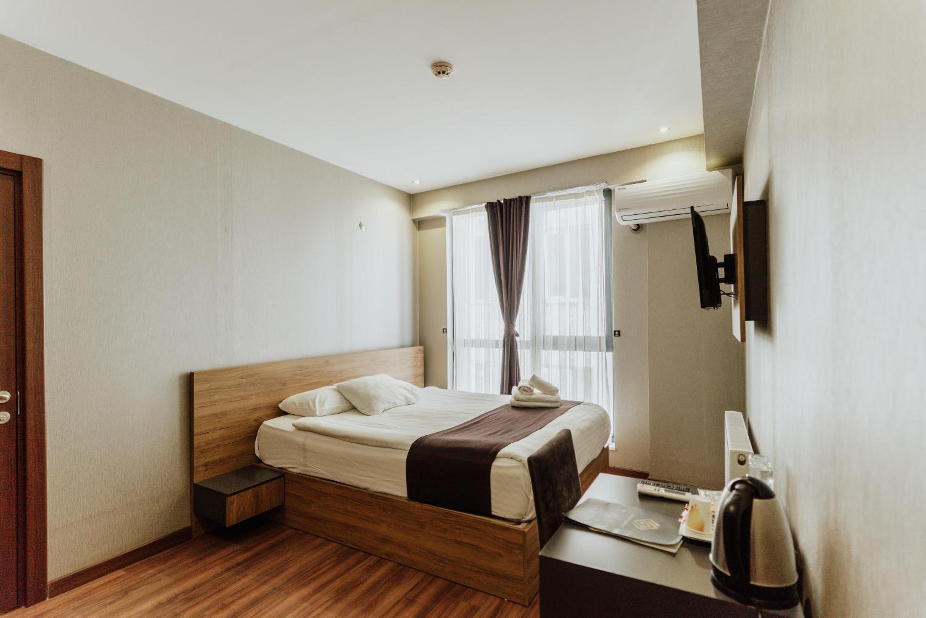 Standard Double Room - Photo 1