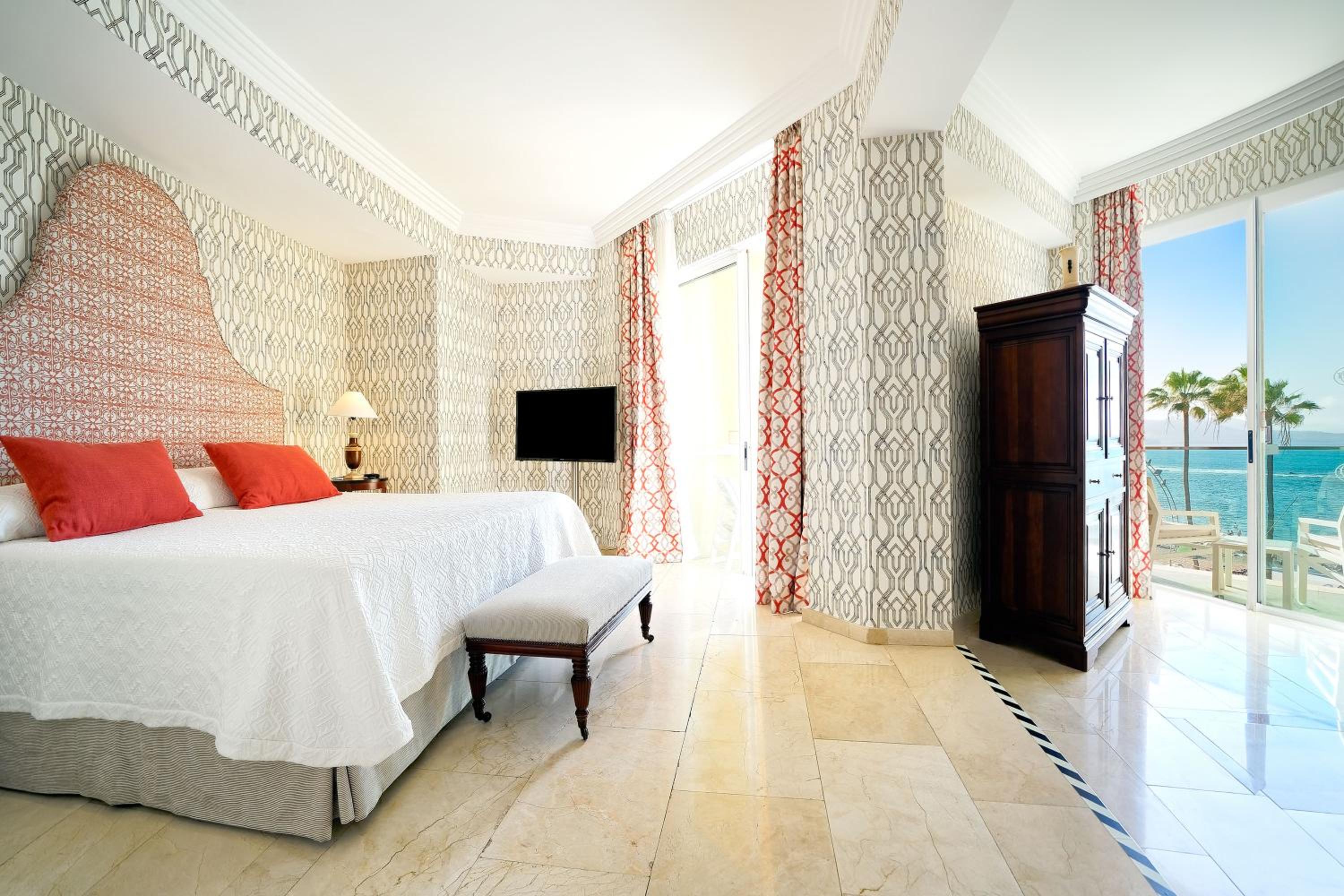Suite with Sea View Spa Acces included