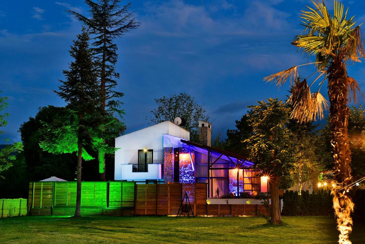 Deluxe Villa