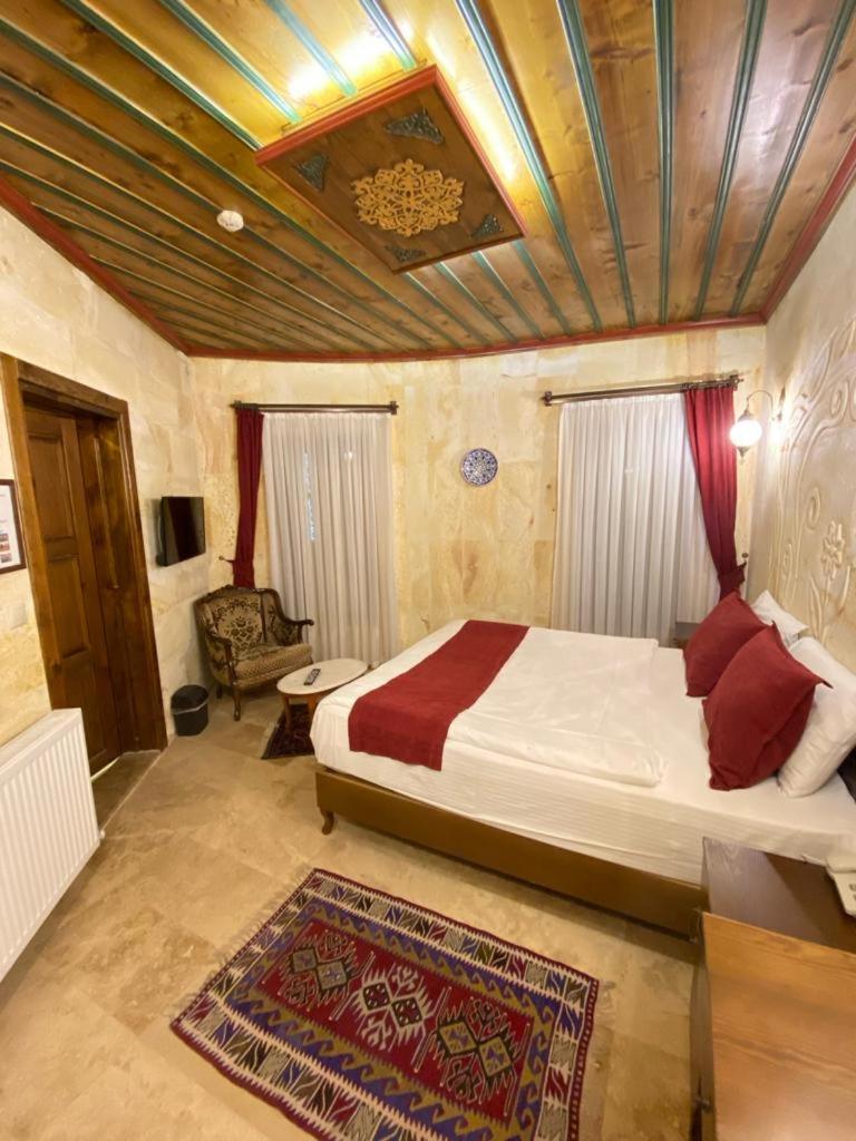 Double Room with Mountain View - Photo 5