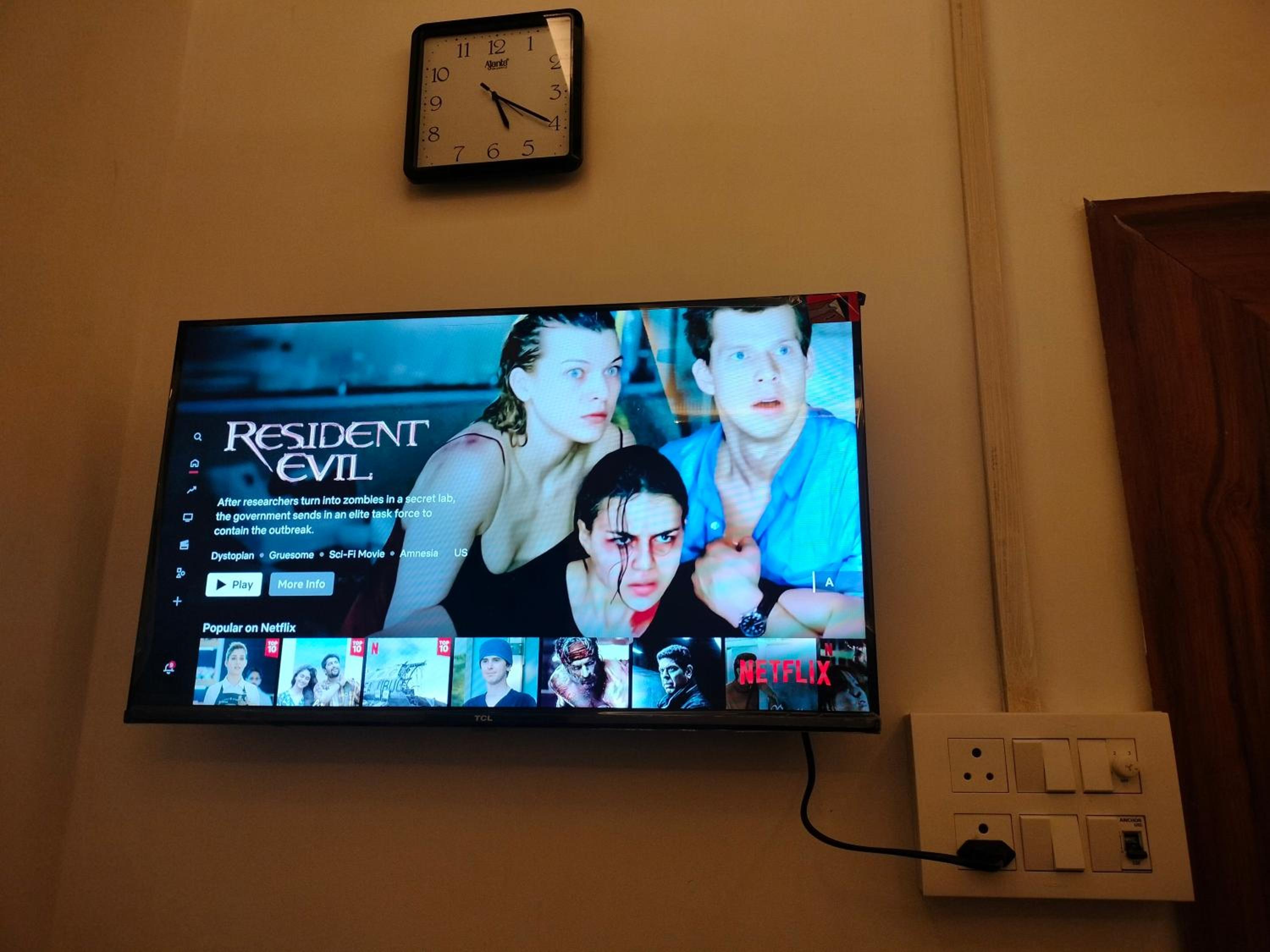 Queen Room photo 2