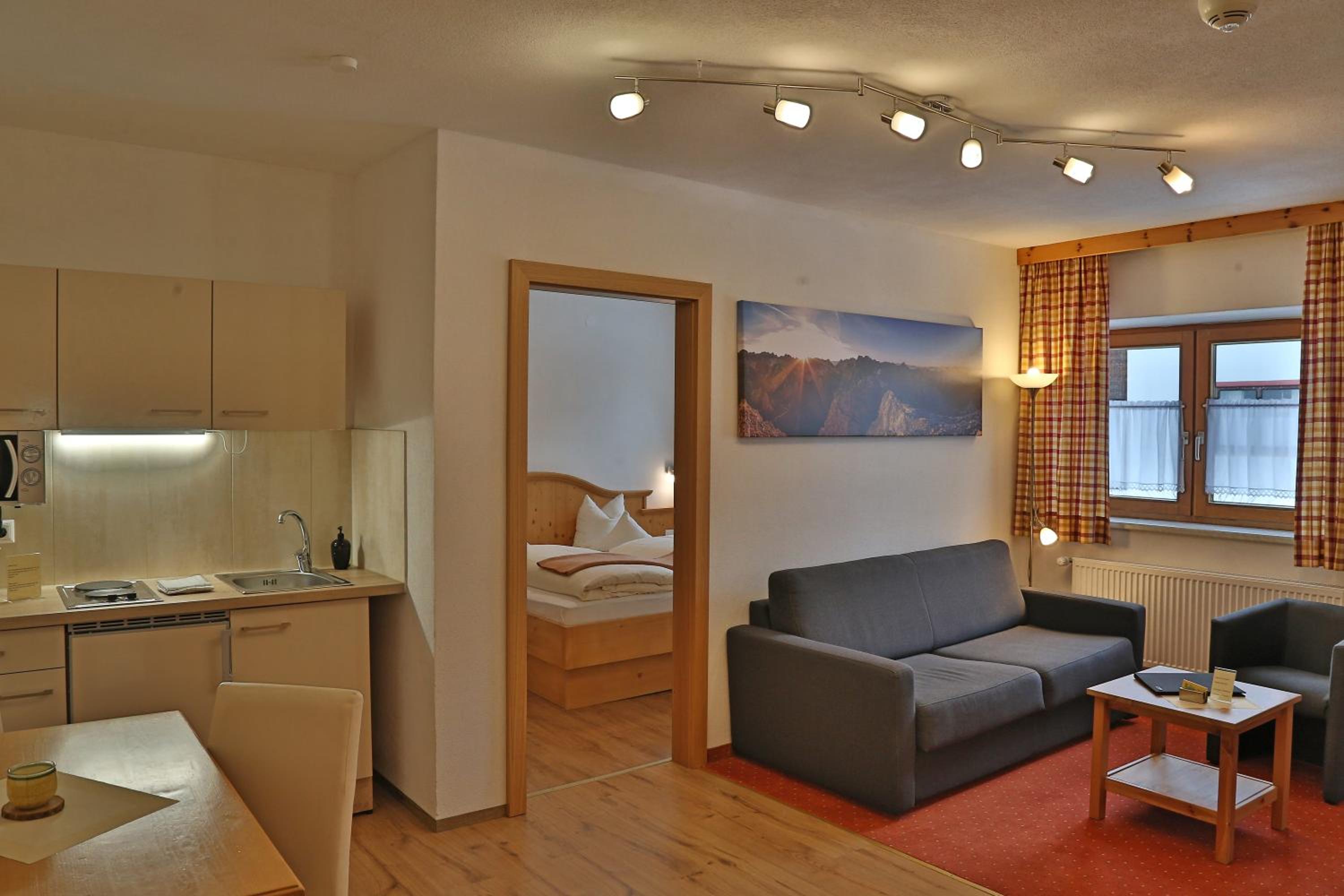Apartment with Balcony photo 1