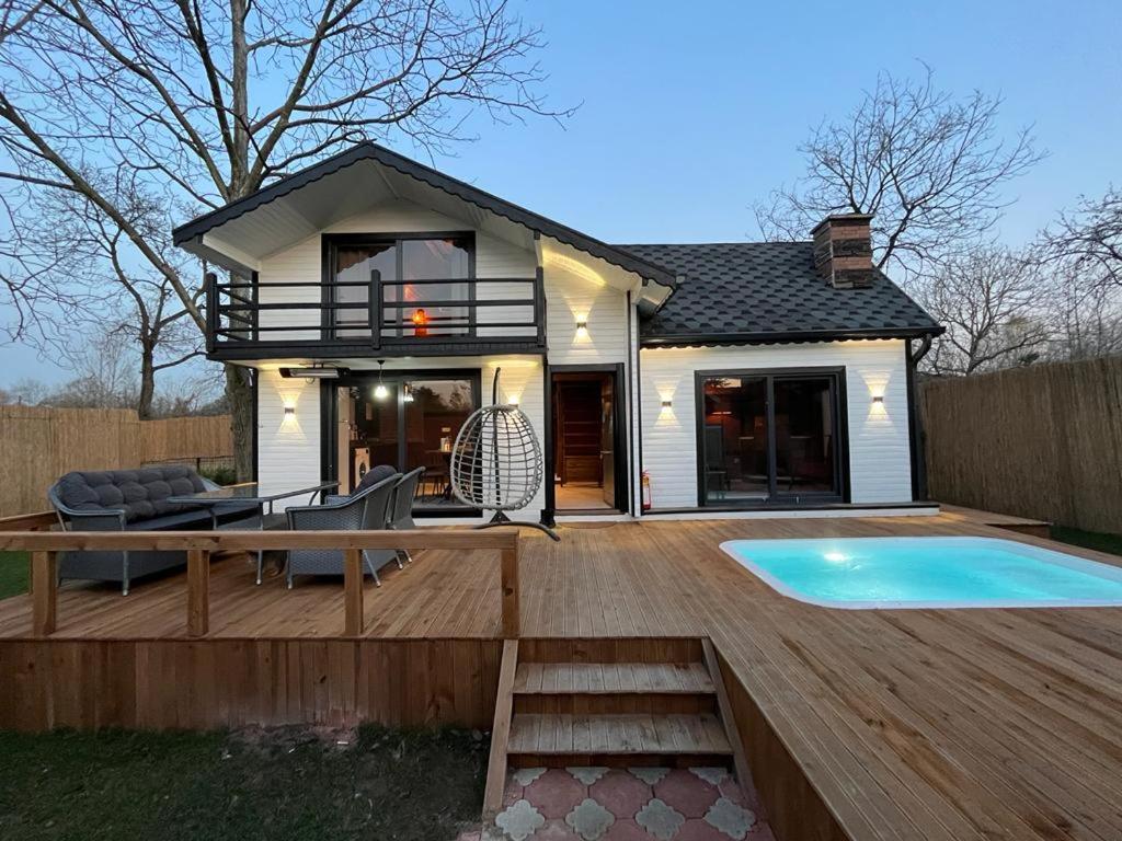 Villa with Private Pool