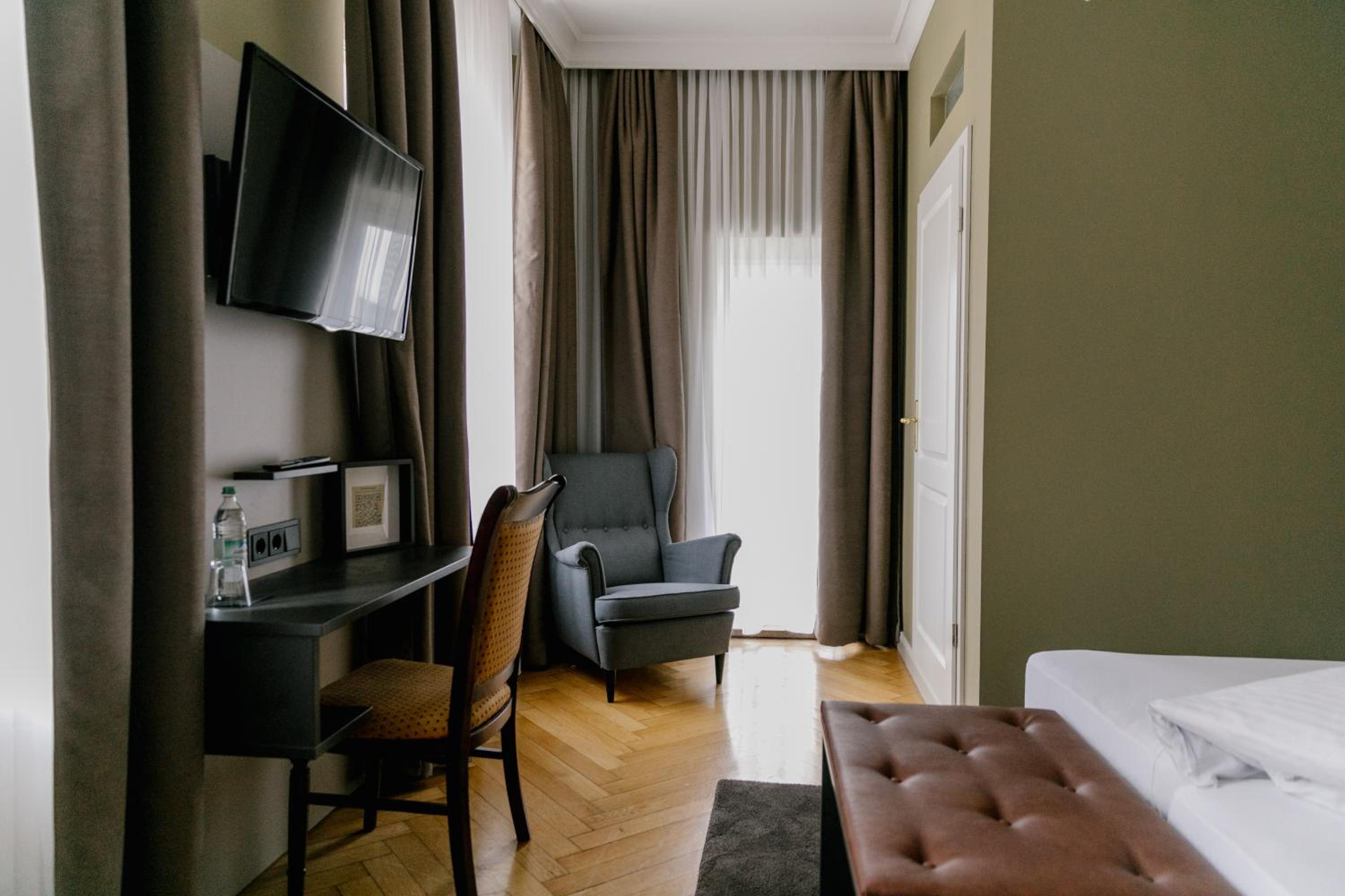 Superior Single Room