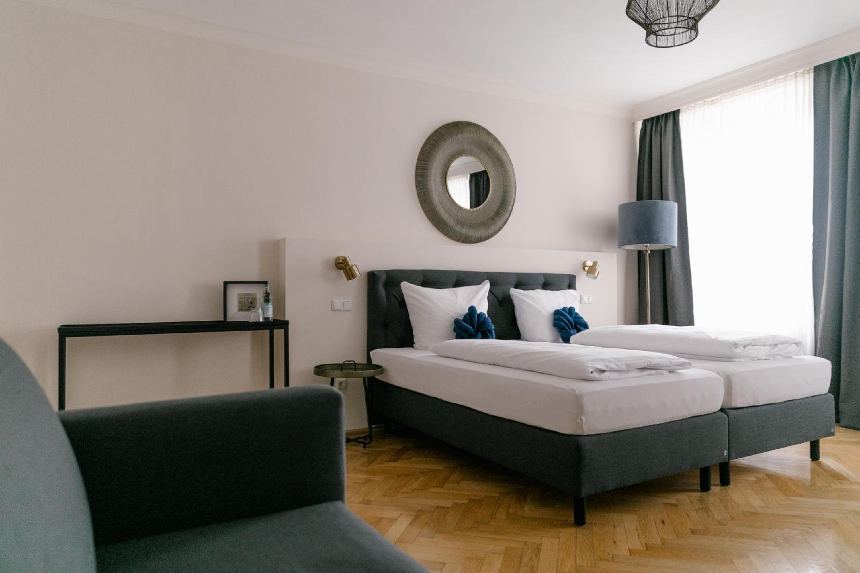 Triple Room - Photo 6