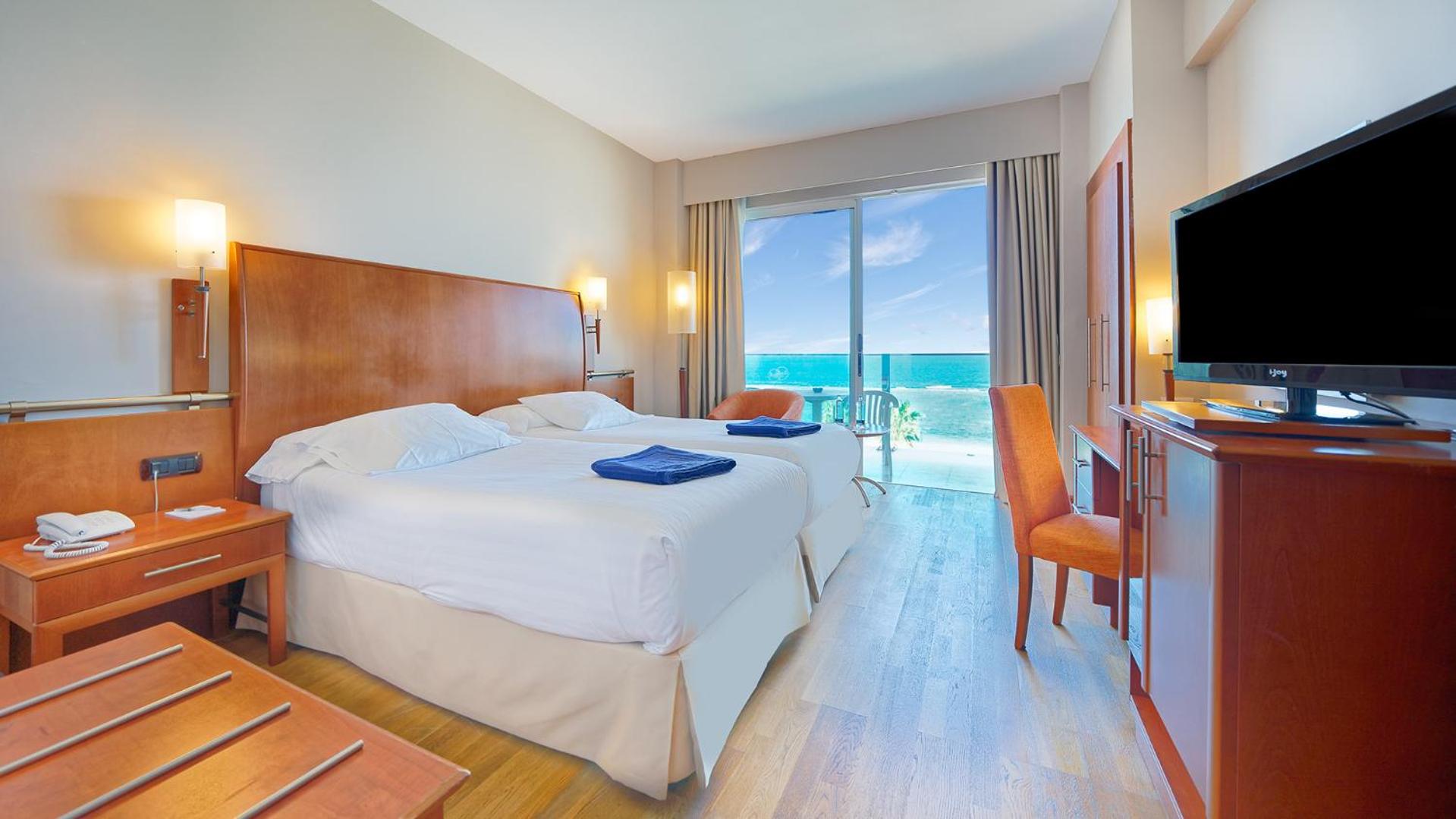 Twin Room with Sea View Spa Acces included thumbnail 5