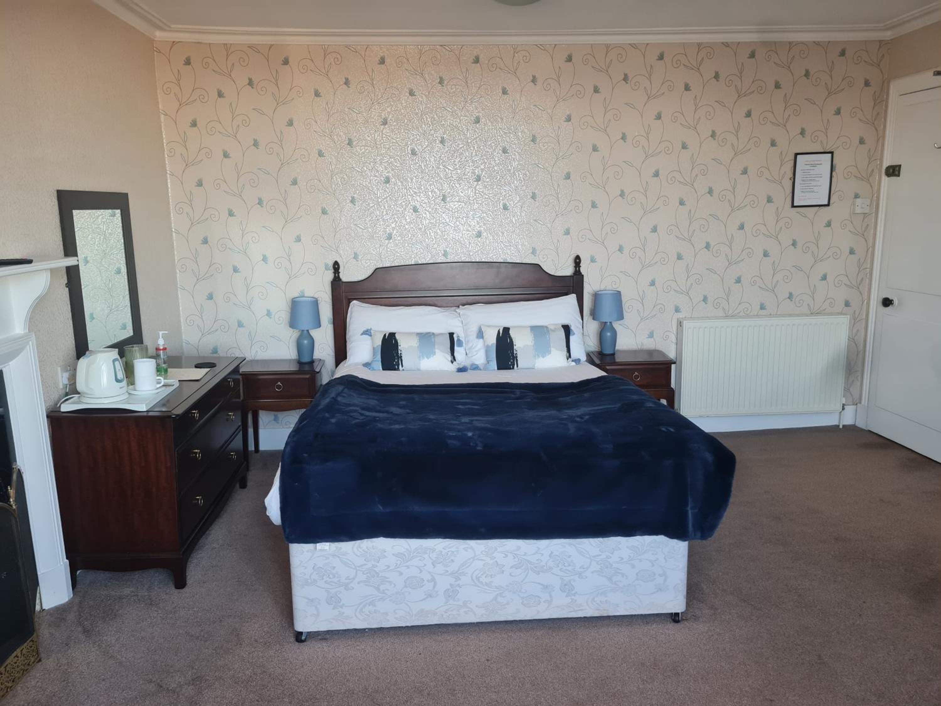 Double Room with Sea View - Photo 6