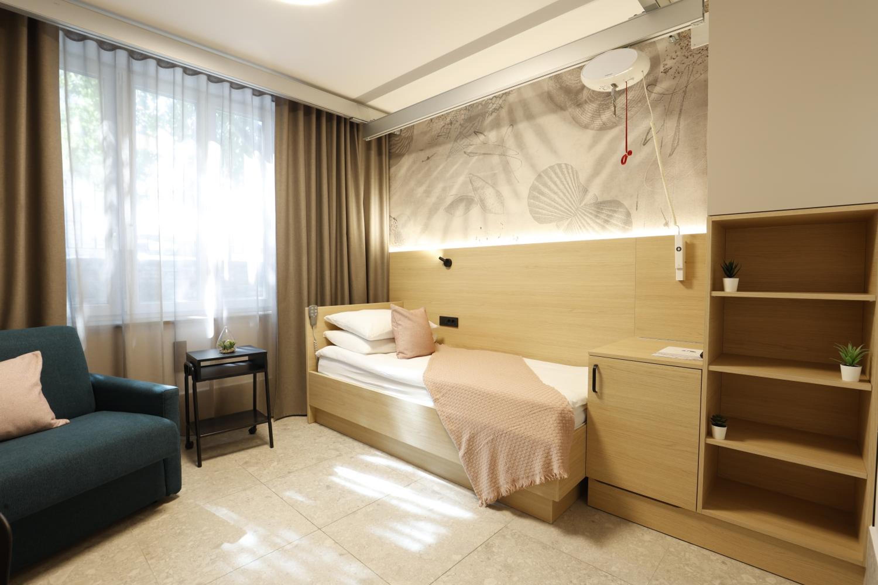 Single Room - Disability Access