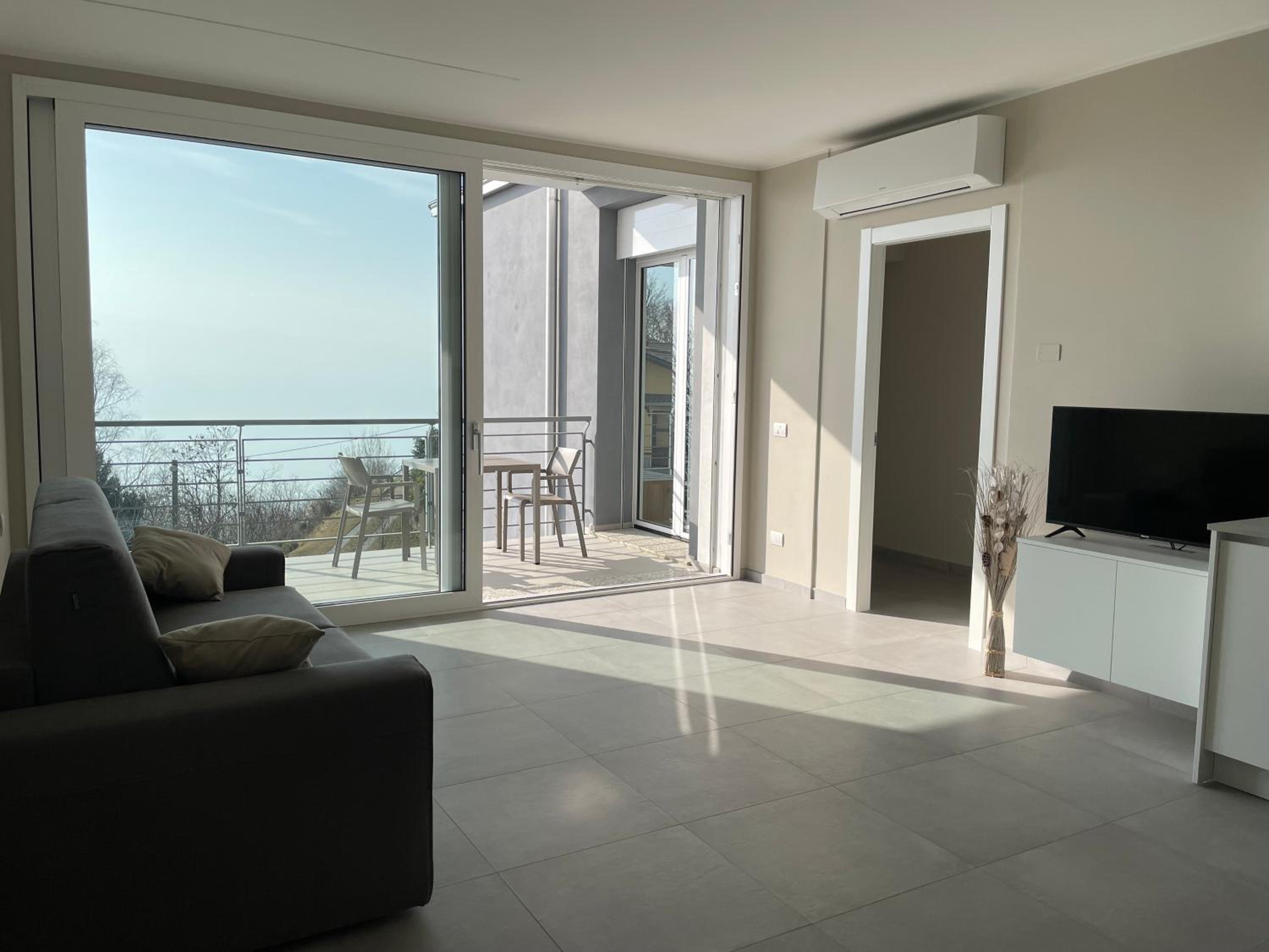 Apartment with Pool View  photo 2