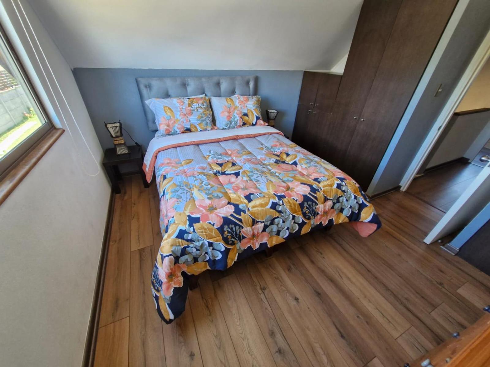 Three-Bedroom House photo 2