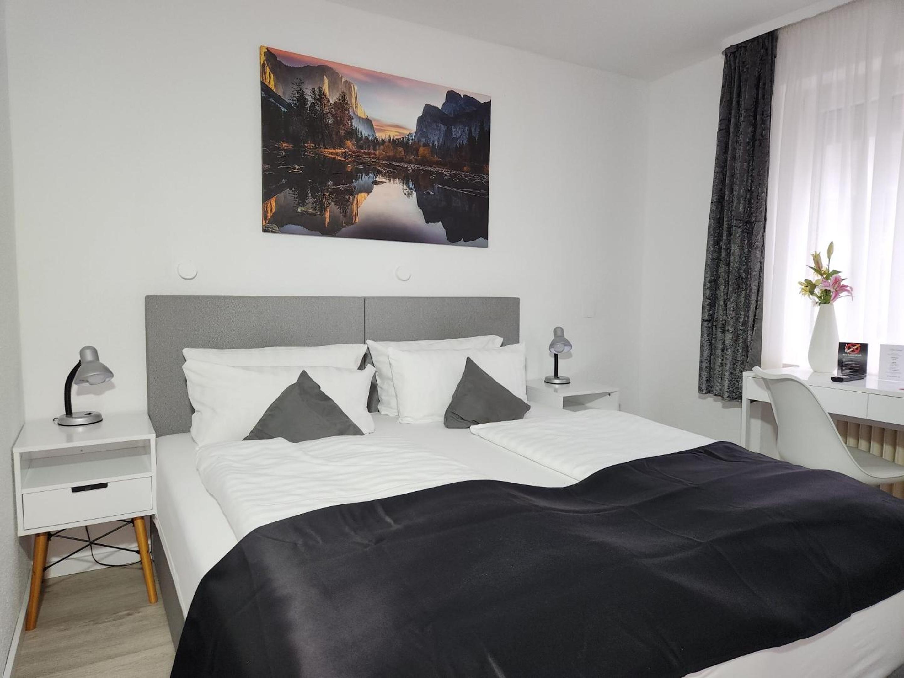 Twin Room with Private Bathroom