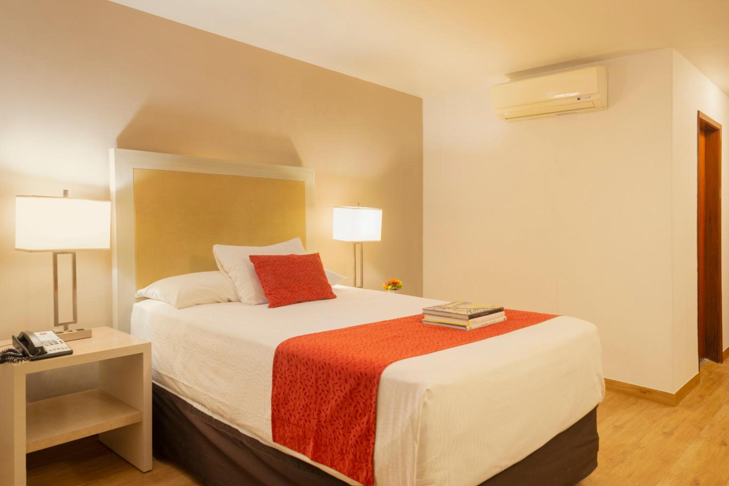 Standard Room - Photo 12