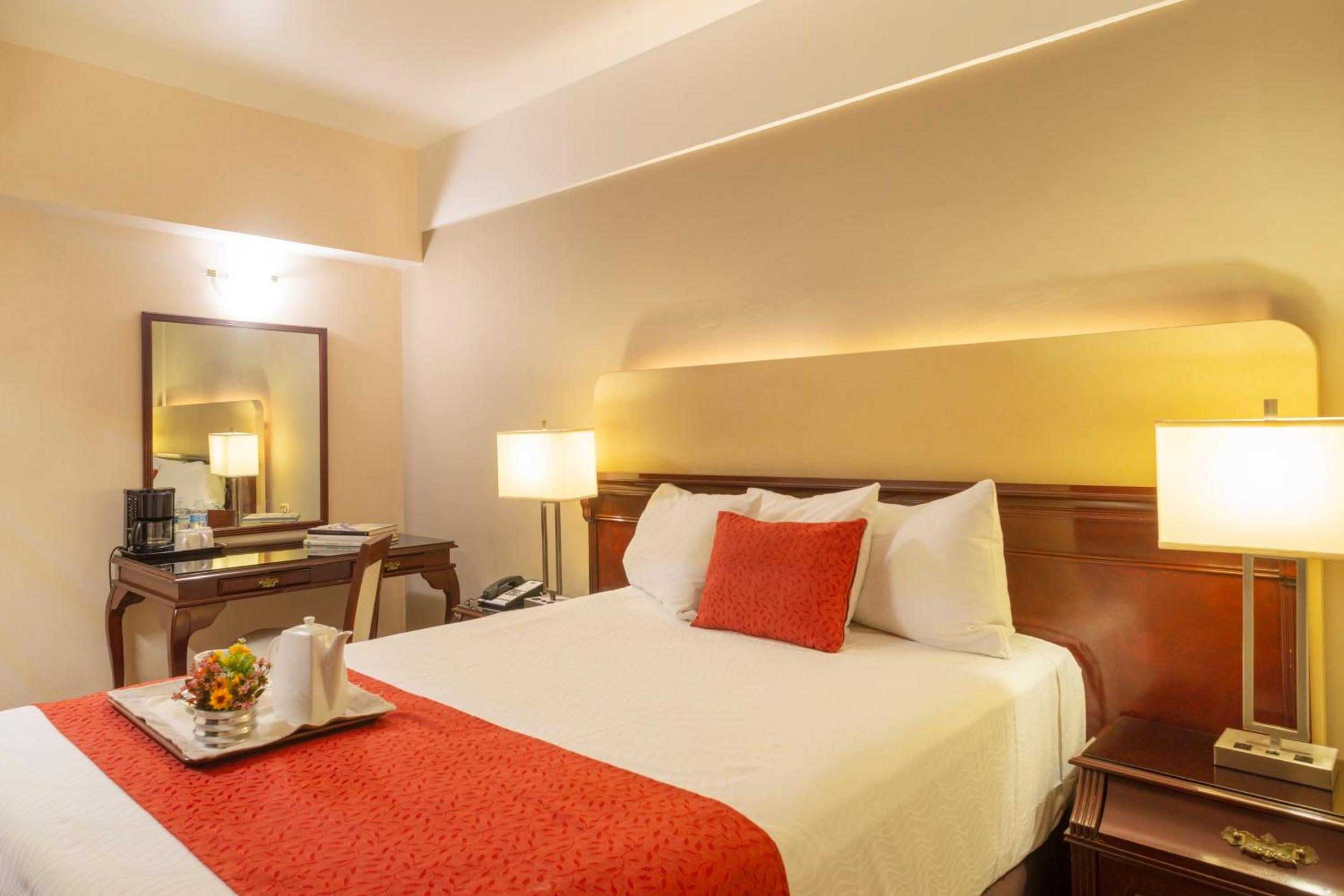 Standard Room - Photo 9