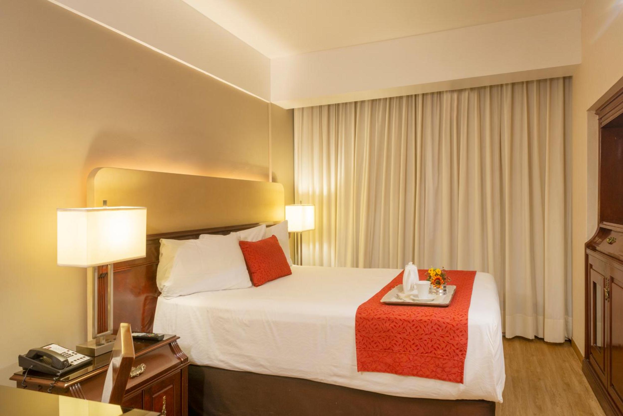 Standard Room - Photo 8