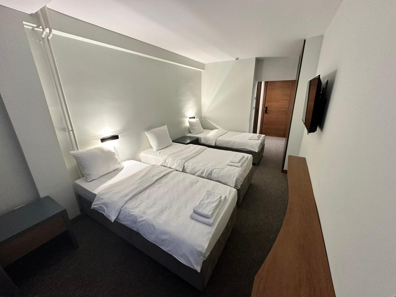Economy Triple Room with Shared Bathroom