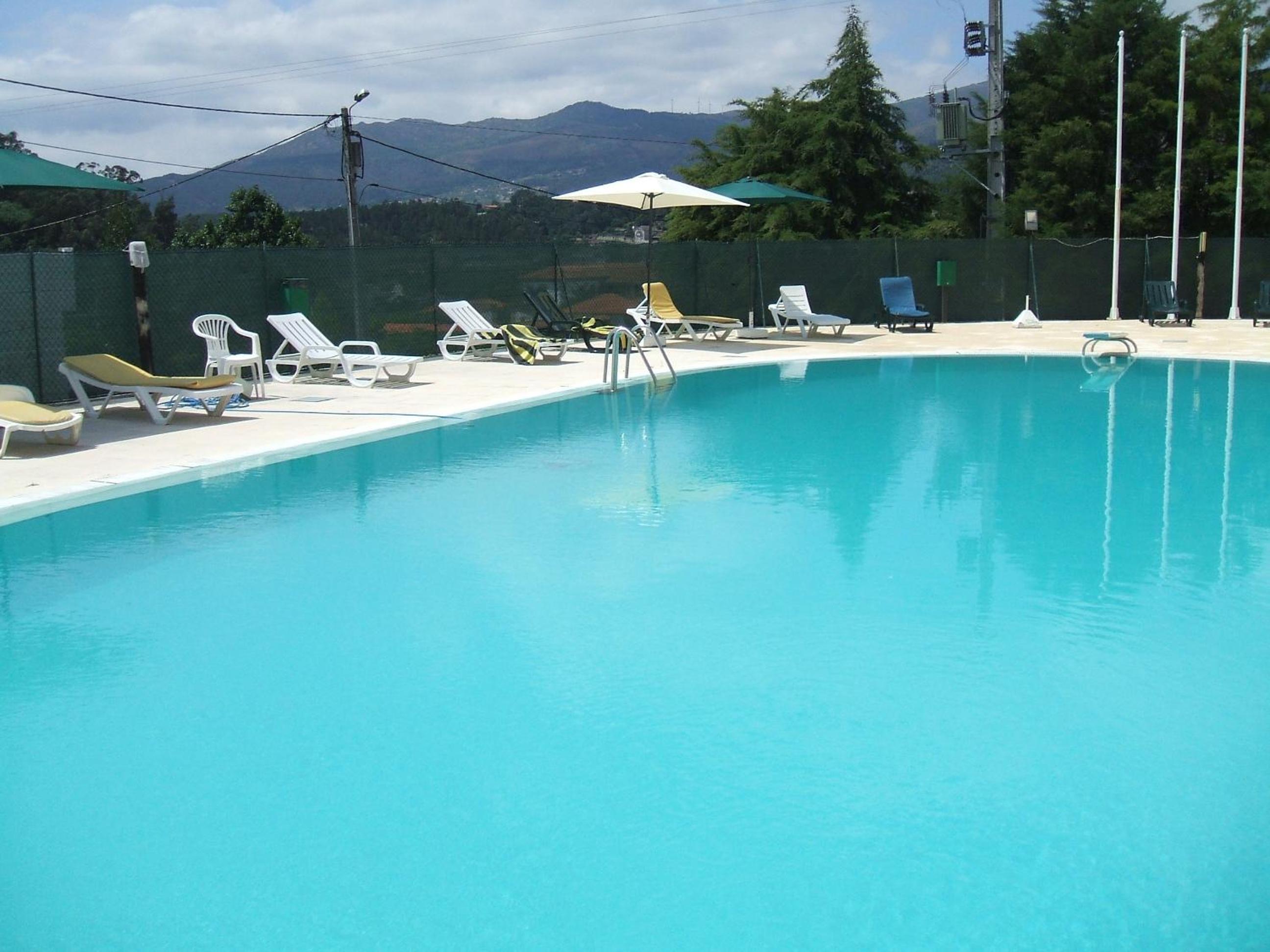 Double or Twin Room with Pool View photo 2