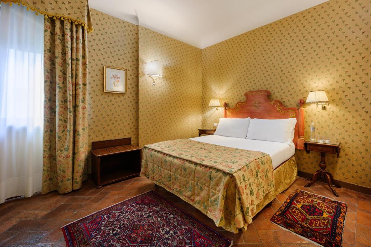 Classic Double or Twin Room photo 3