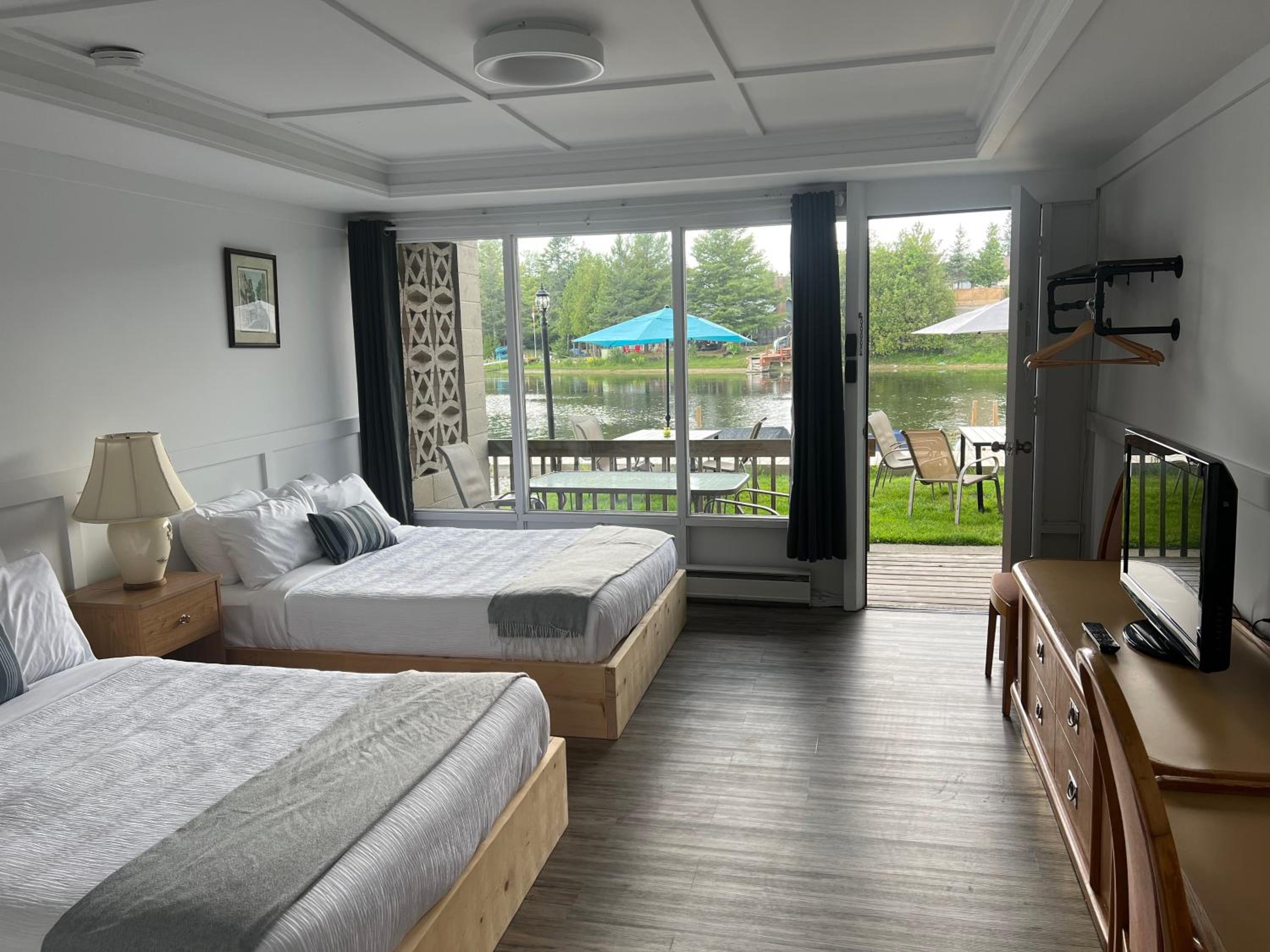 Deluxe Double Room photo 3