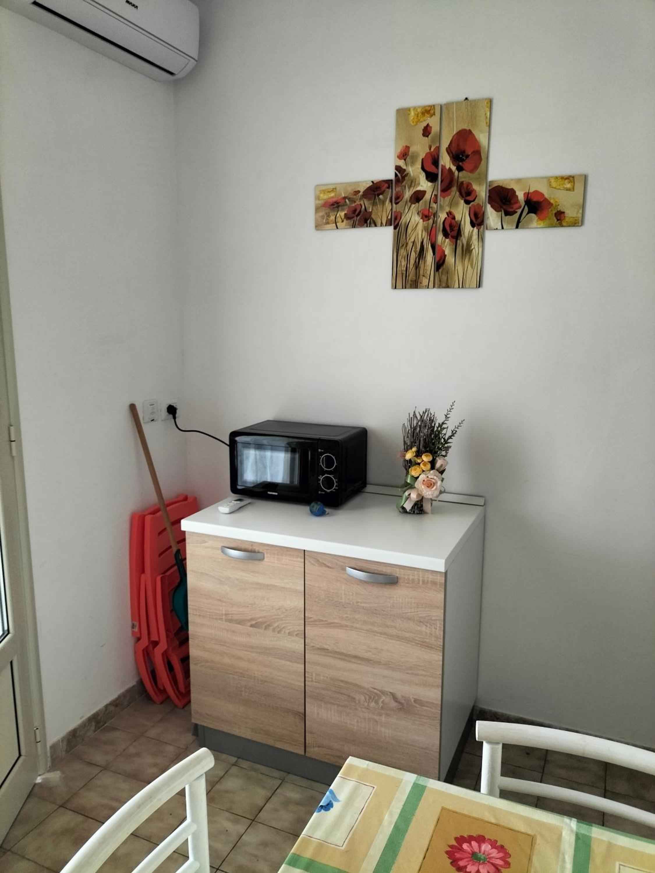 Apartment With Garden View photo 2