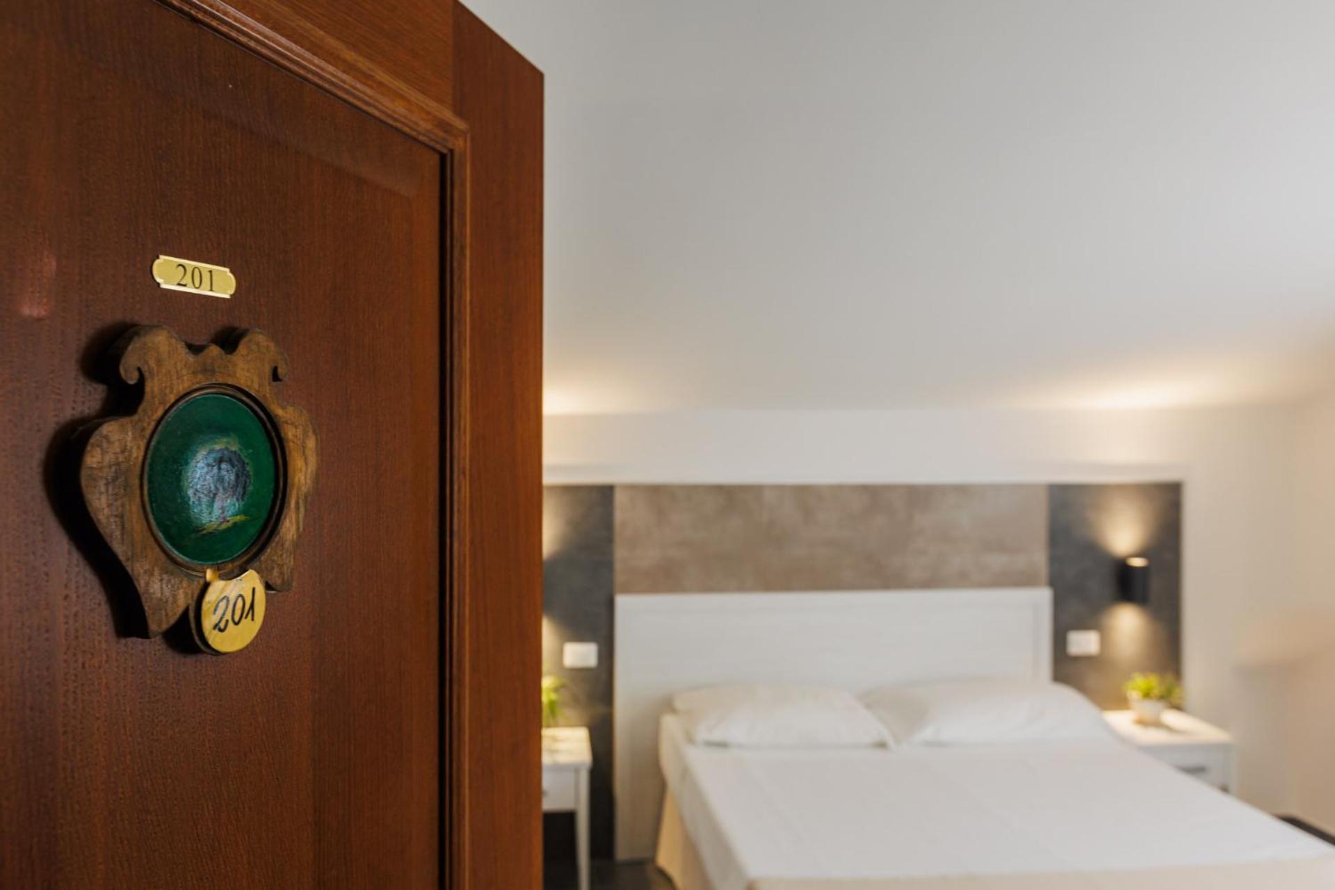Comfort Double or Twin Room - Photo 9