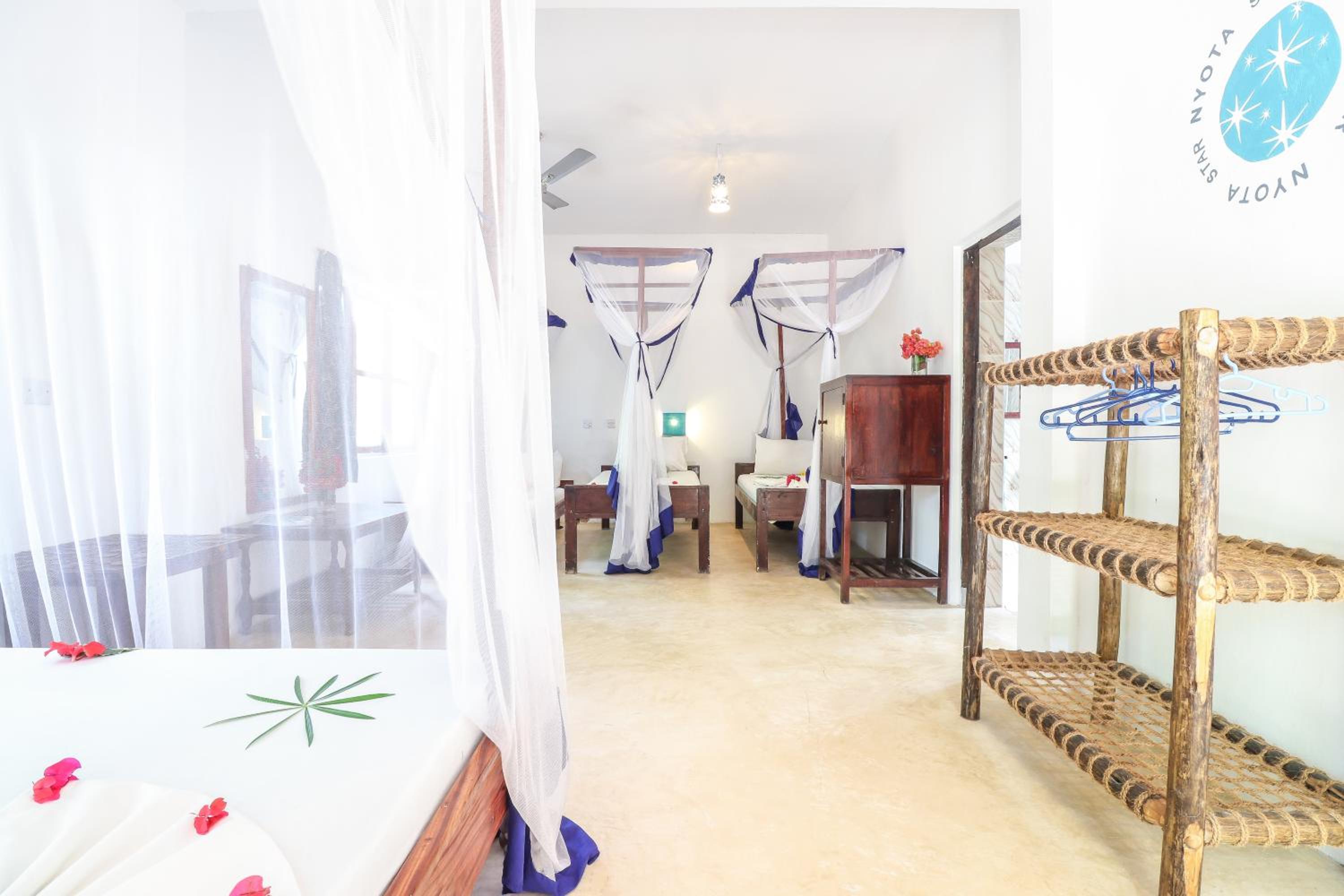 Deluxe Family Room photo 1