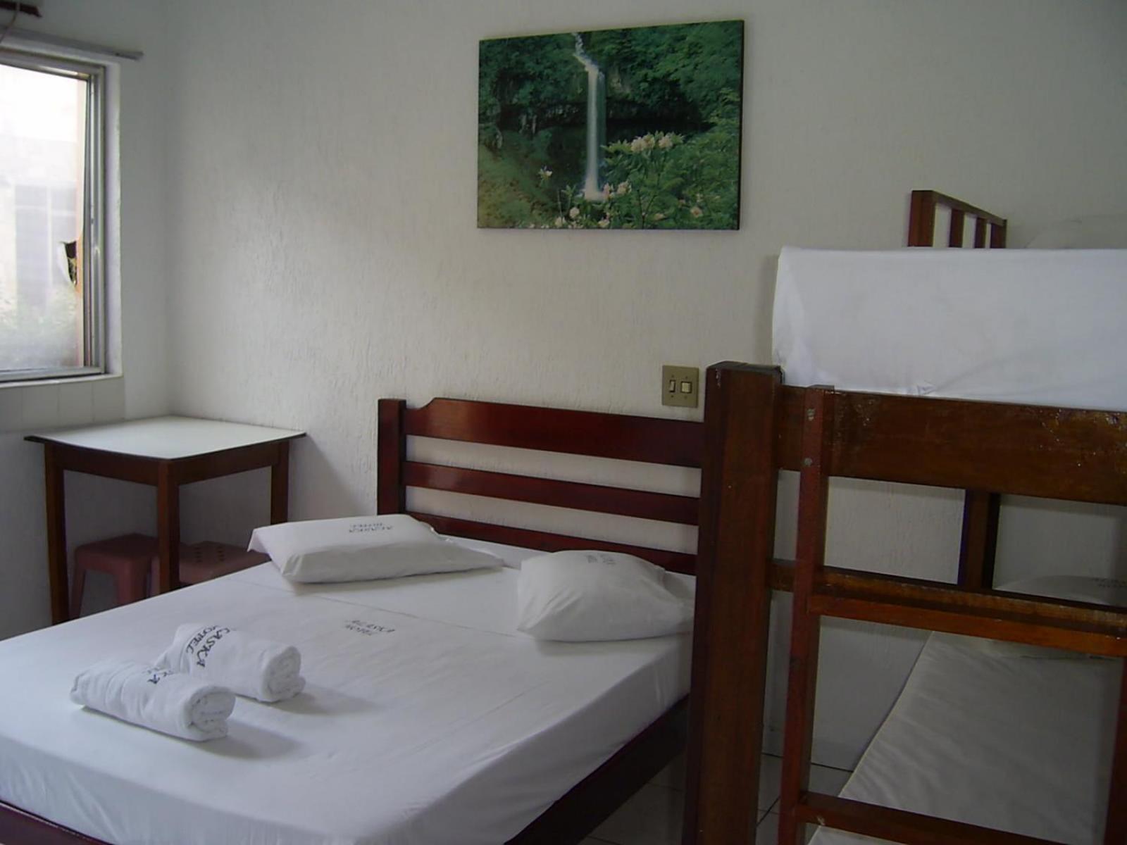 Quintuple Room