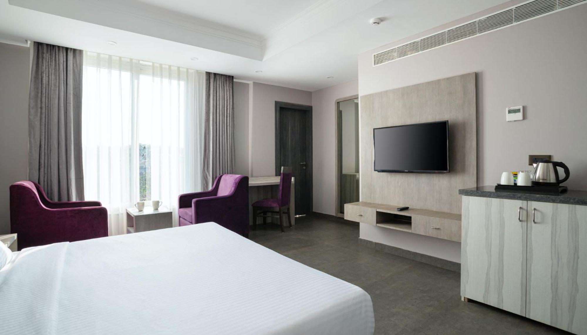 Superior King Room photo 3