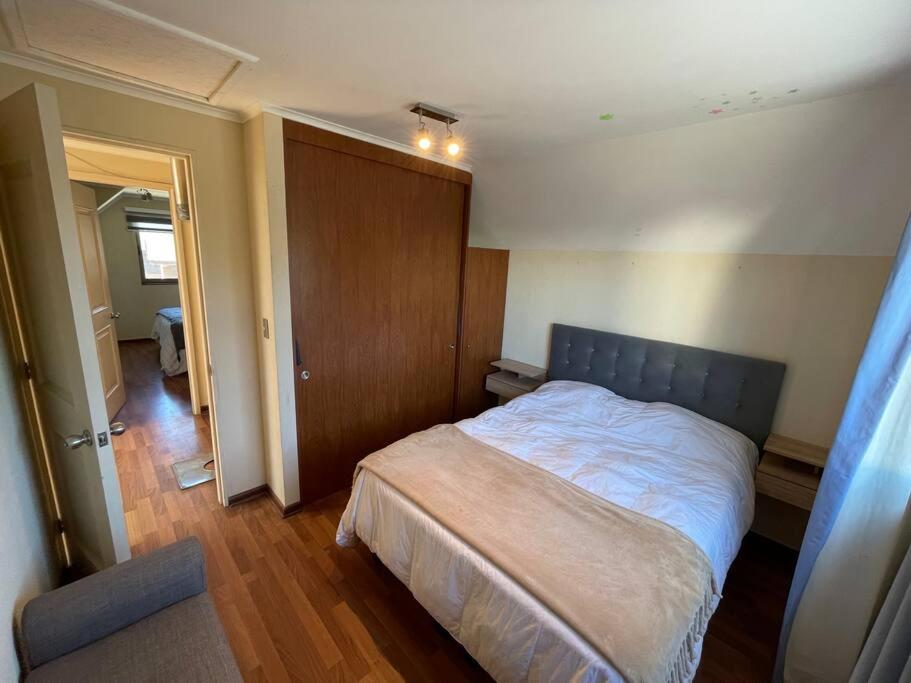 One-Bedroom House photo 1