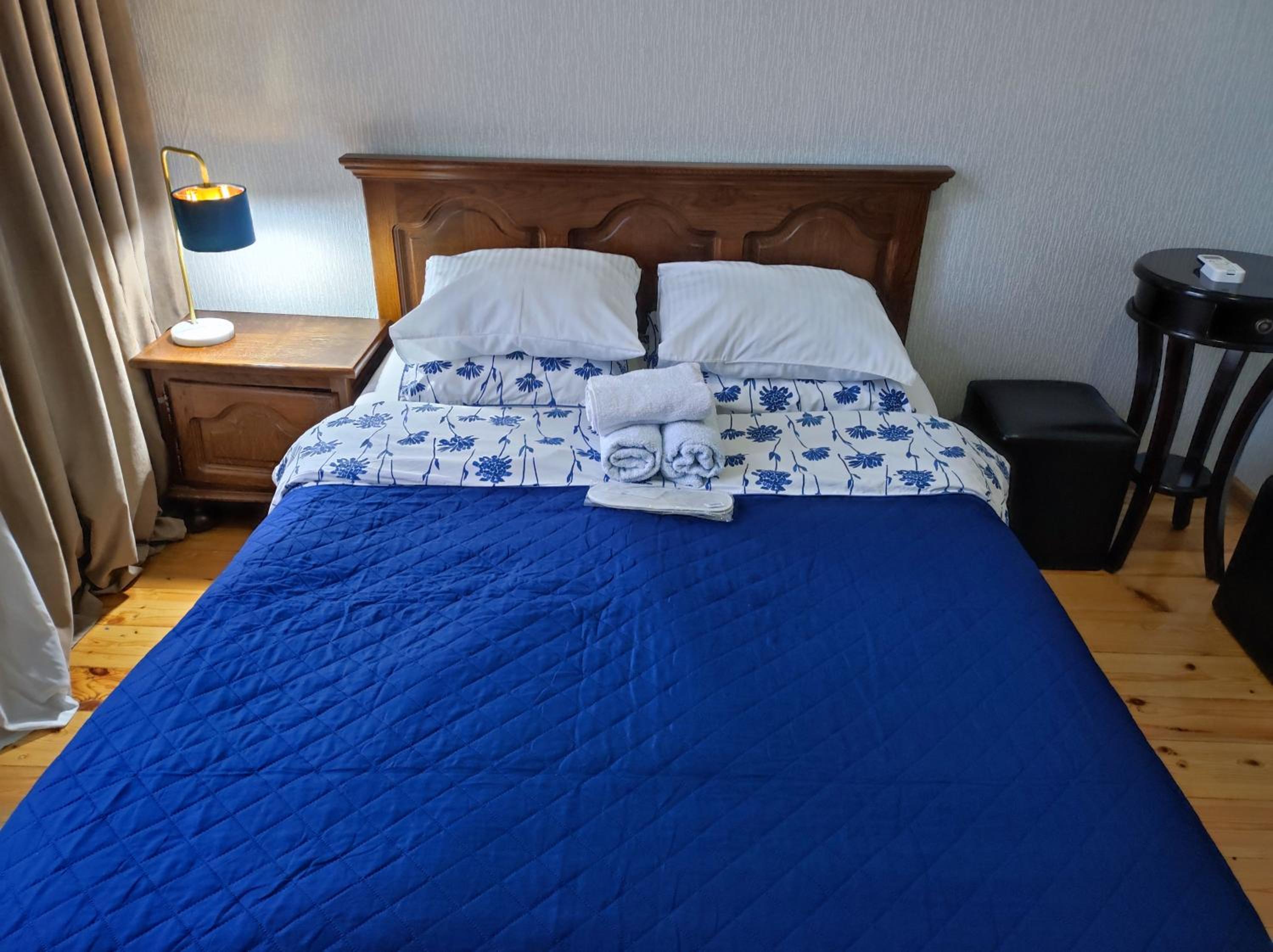 Large Double Room photo 1