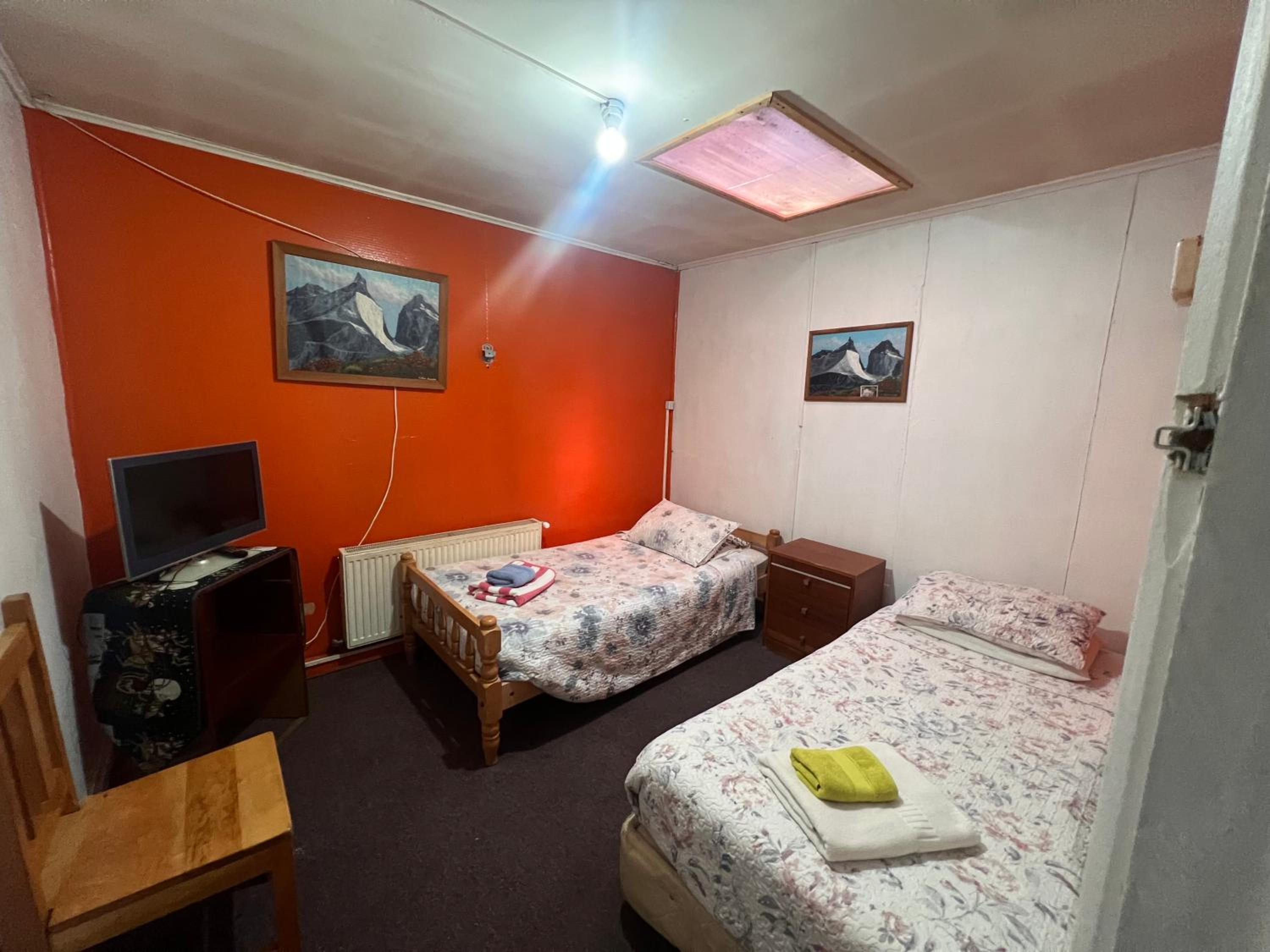 Double Room with Shared Bathroom photo 1