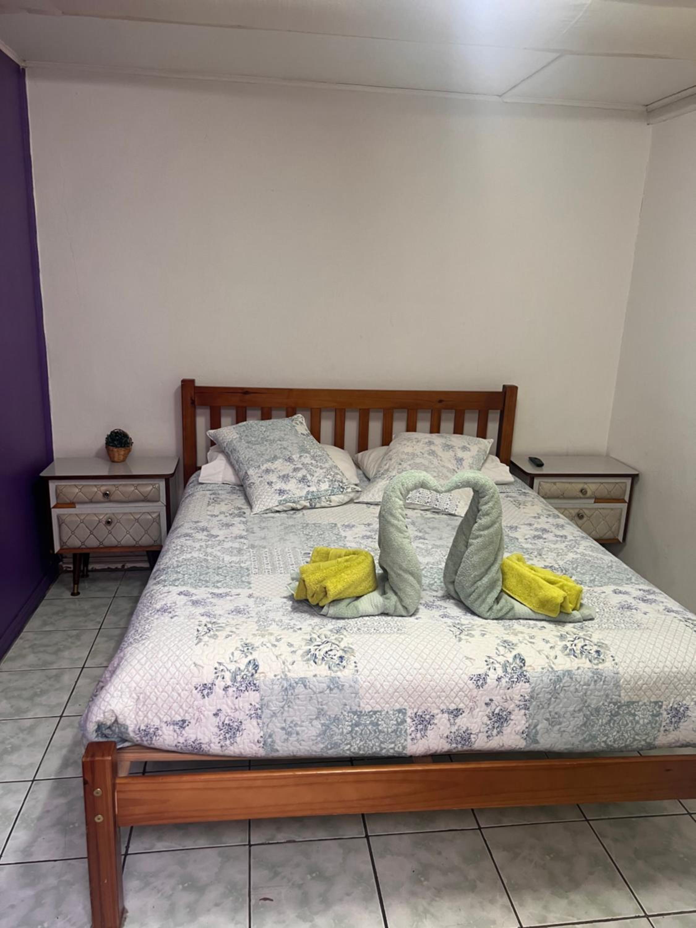 Queen Room photo 1
