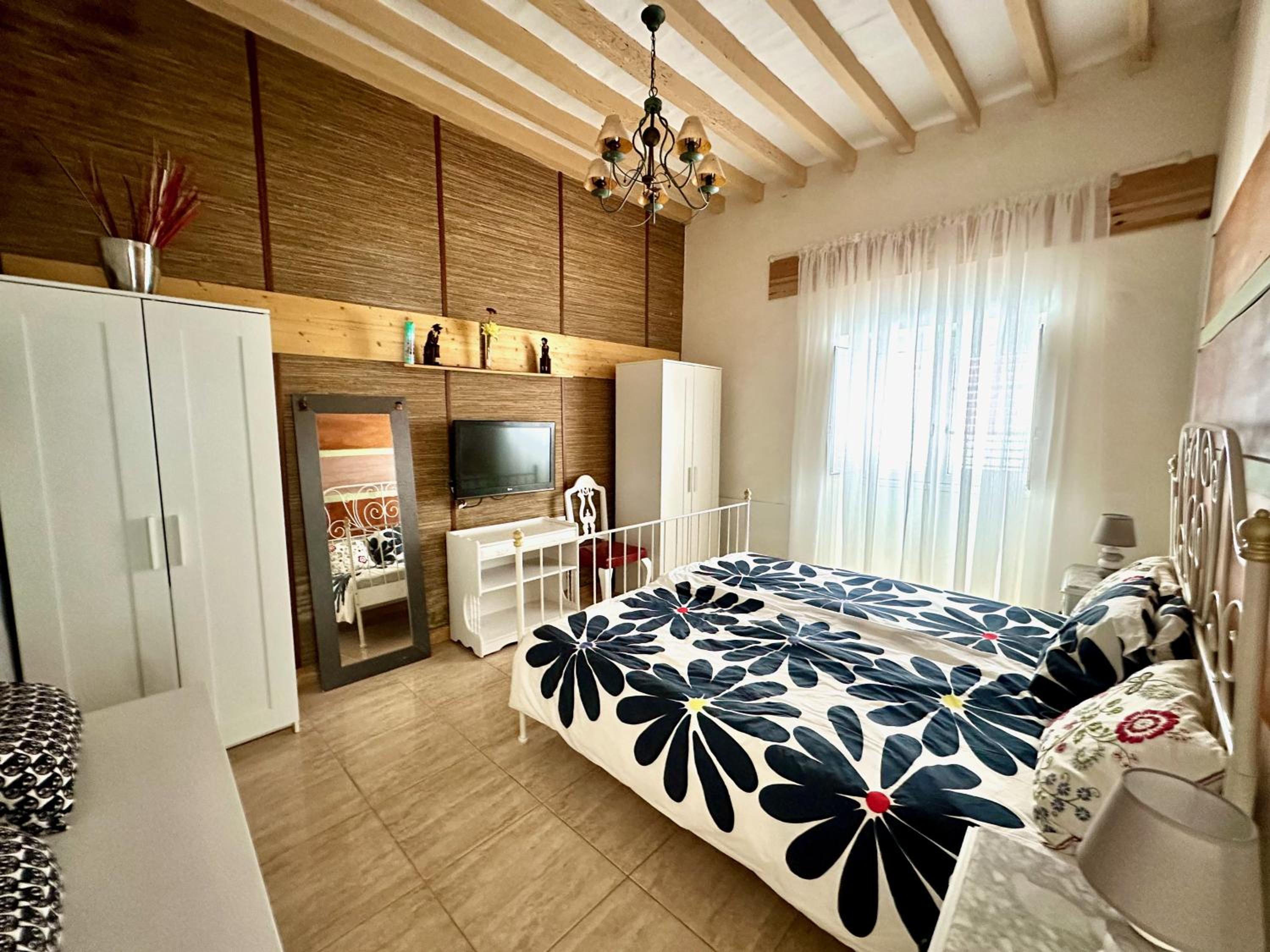 One-Bedroom House photo 2