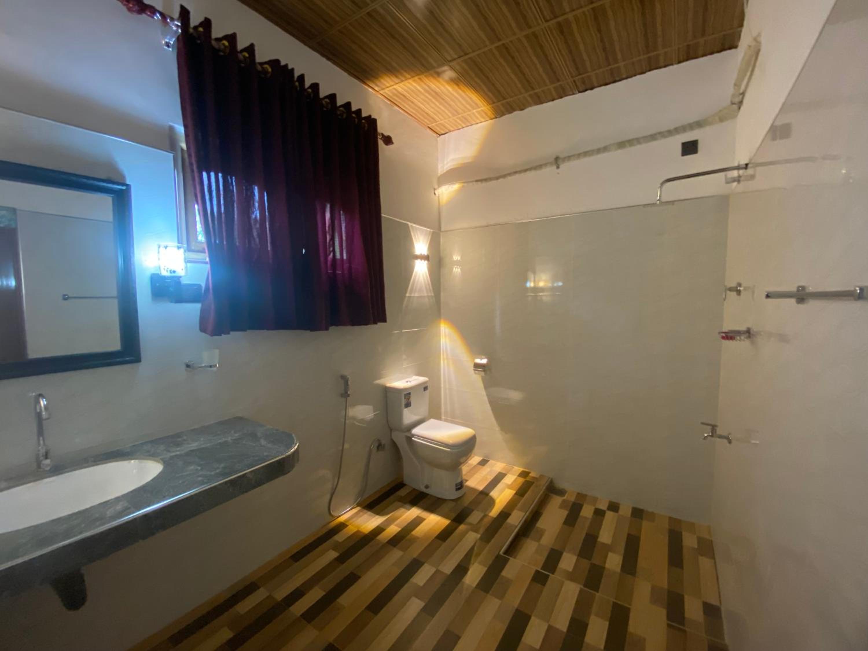Superior King Room photo 3