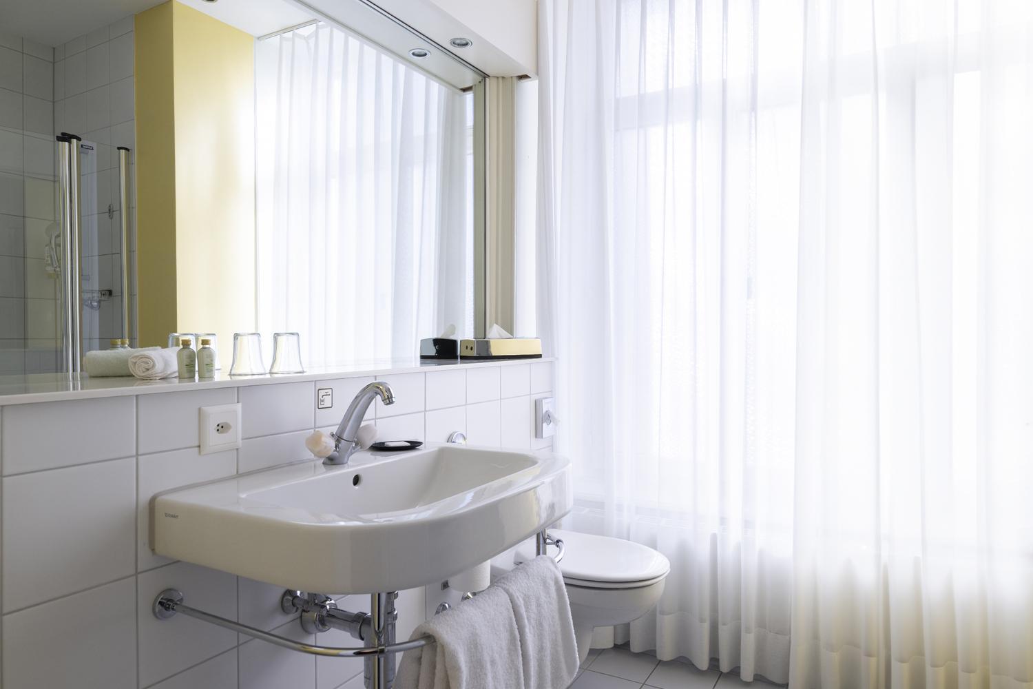 Deluxe Junior Suite - Photo 3