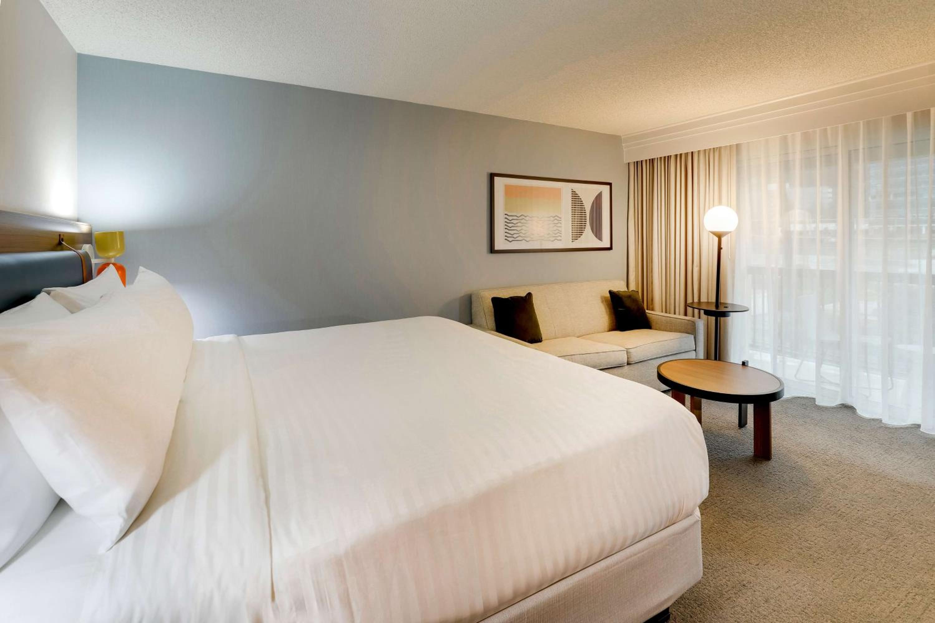 Guestroom King - Photo 2