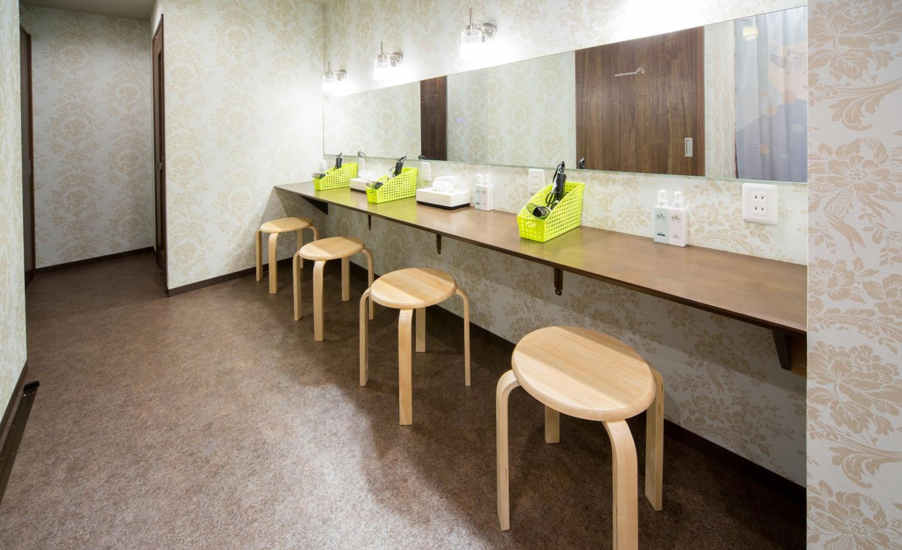 Mixed Capsule Room  photo 3