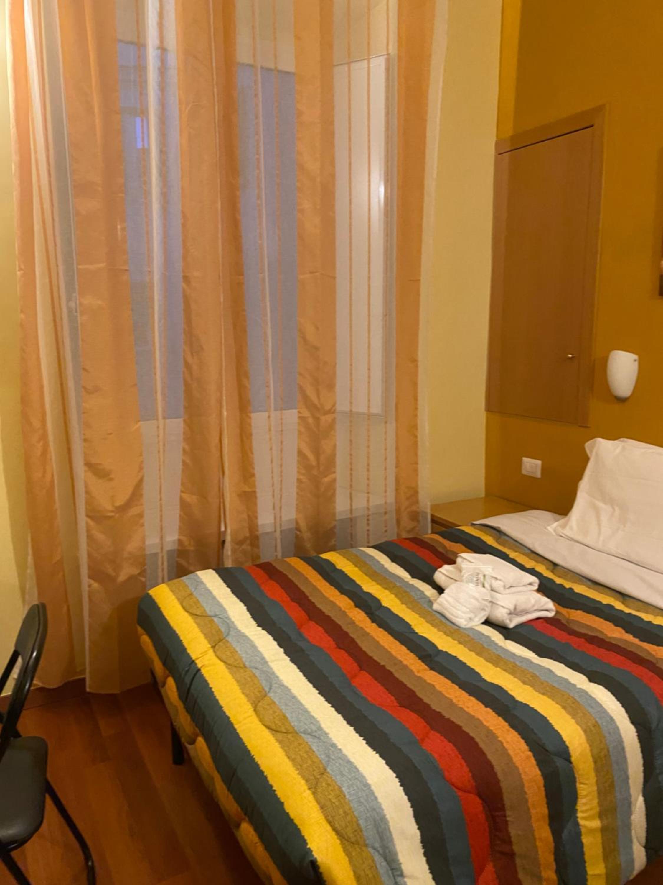 Double or Twin Room photo 3