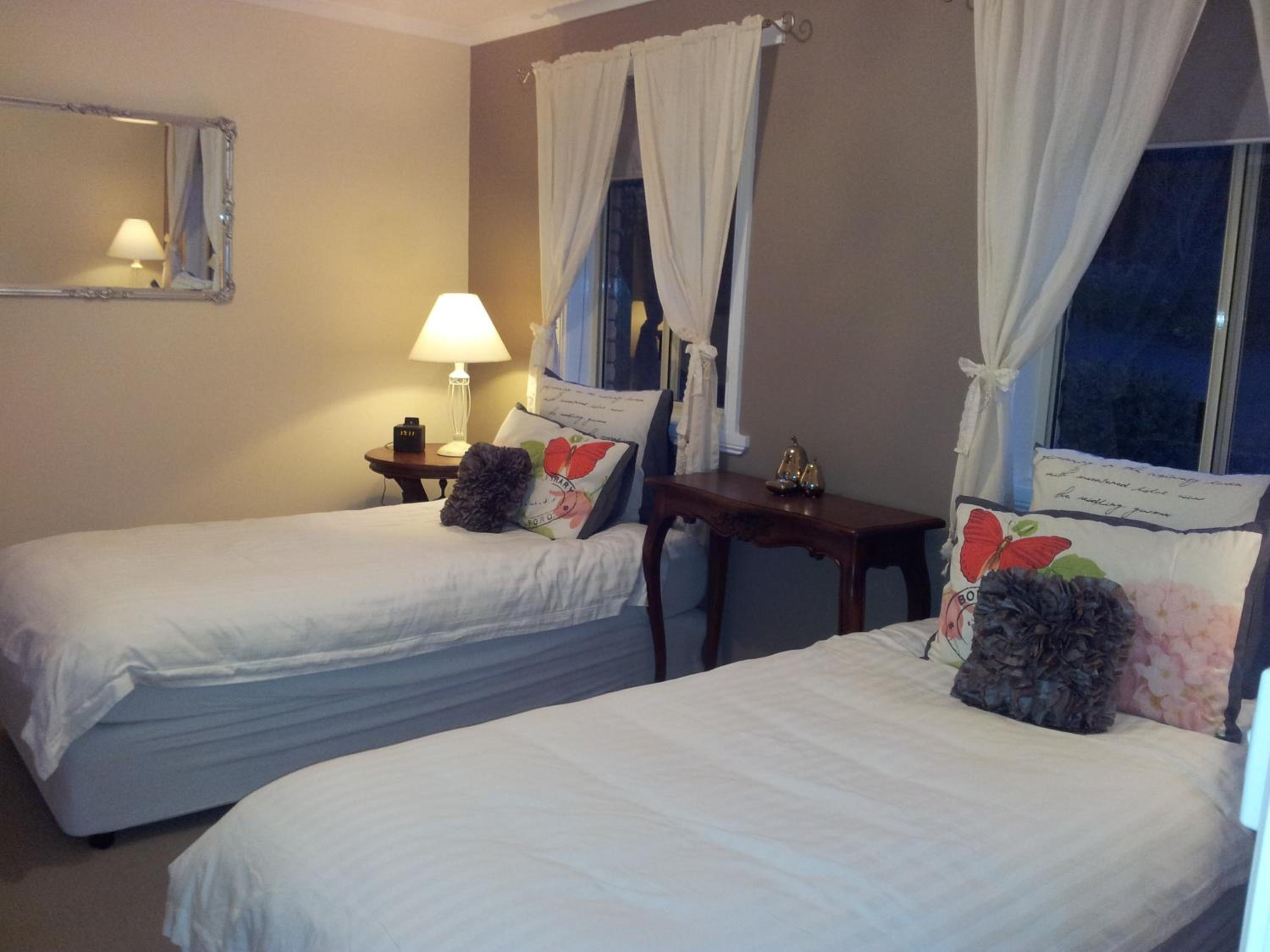 Deluxe King or Twin Room - Photo 1