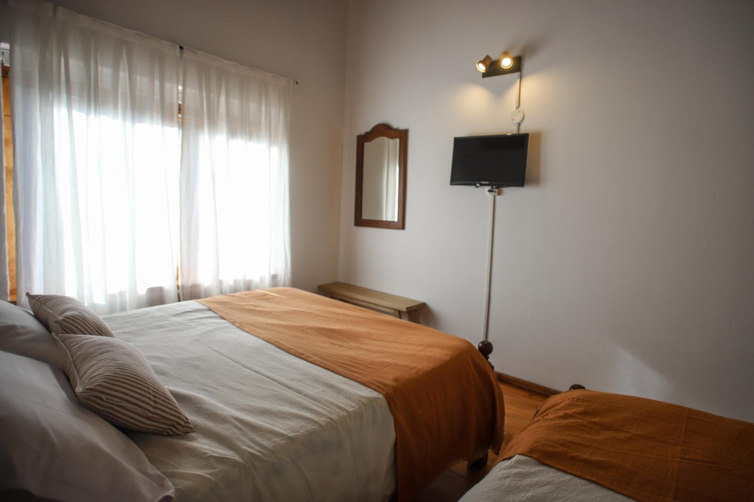 Standard Triple Room photo 3