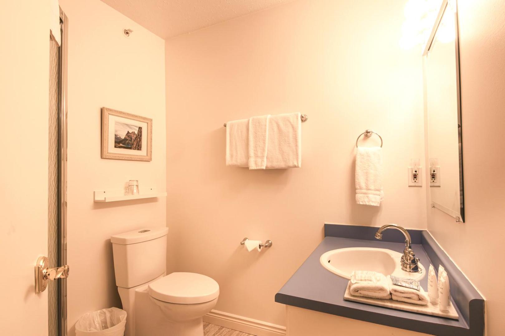 Standard Twin Room photo 3