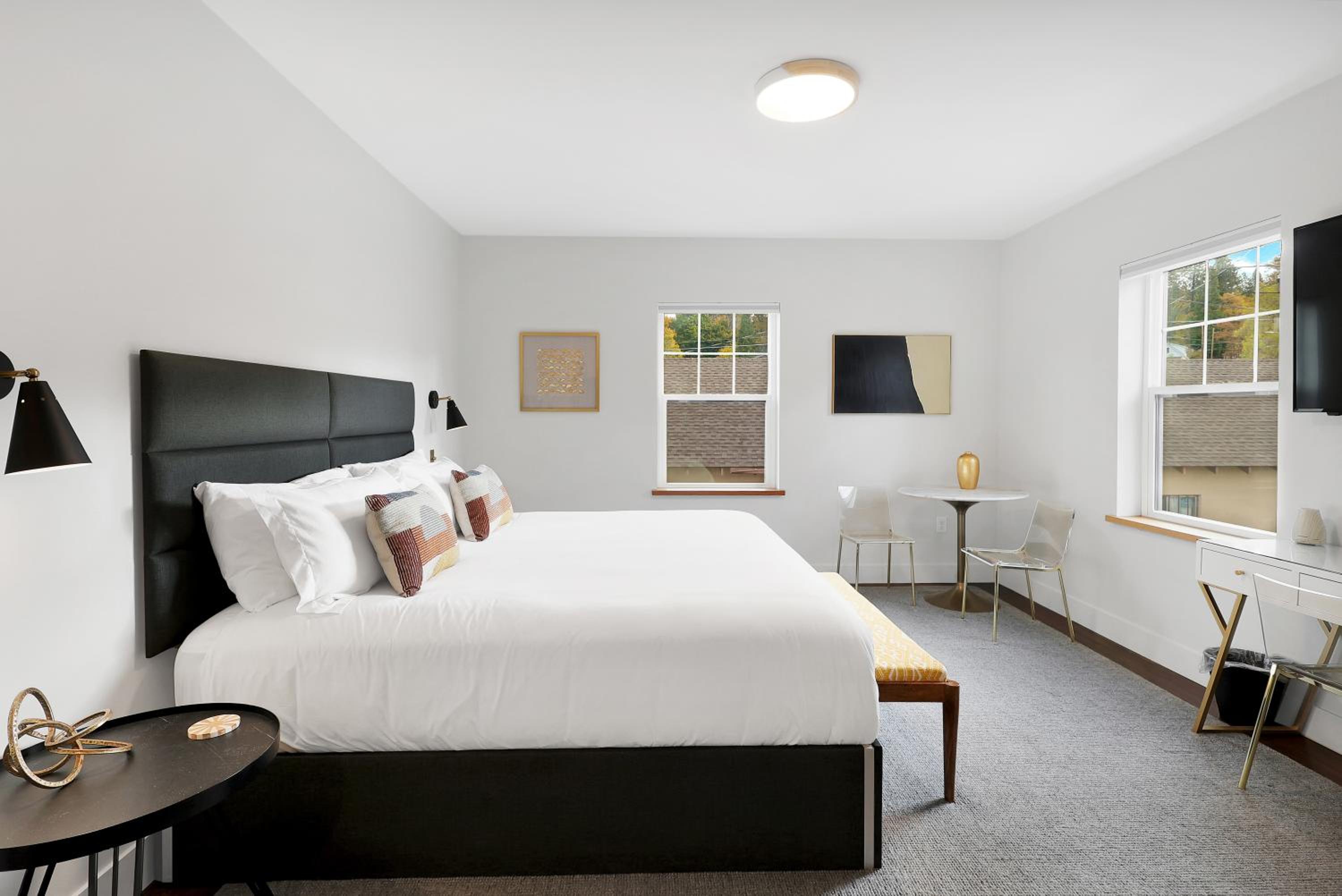 King Room with Mountain View