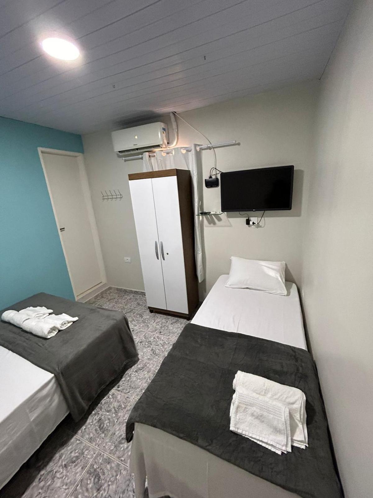Triple Room with Private Bathroom photo 2