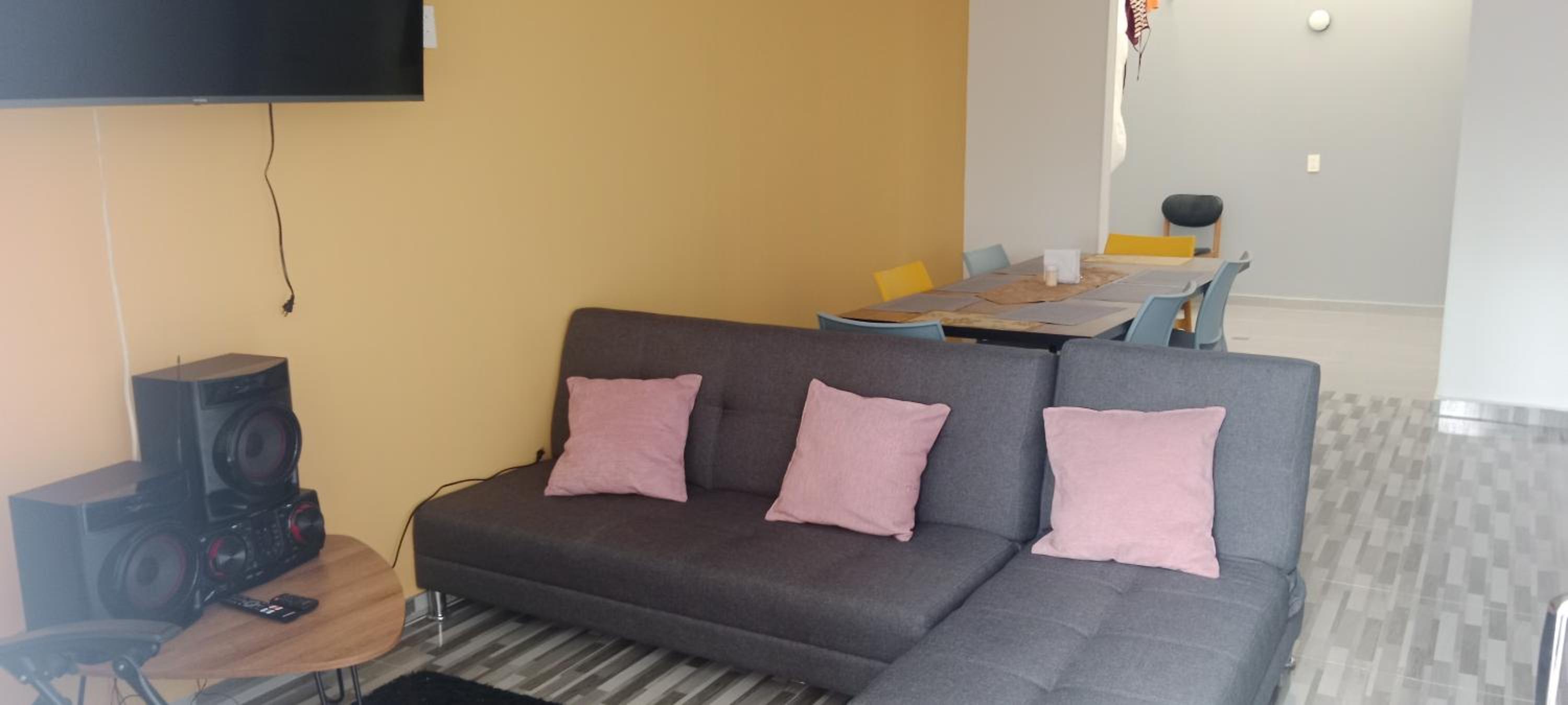 Three-Bedroom House photo 3